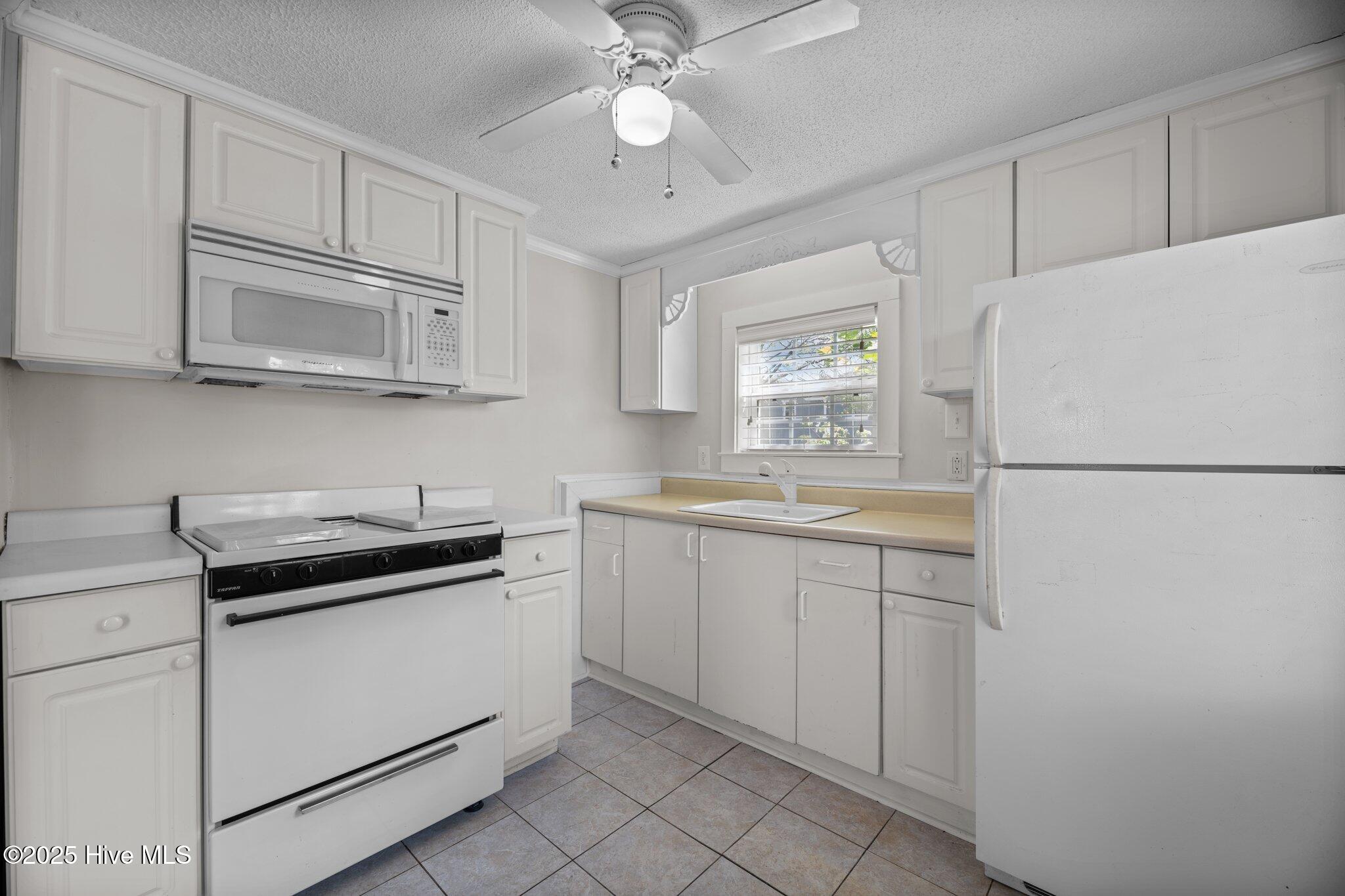 1319 Rhem Avenue Property Photo 40