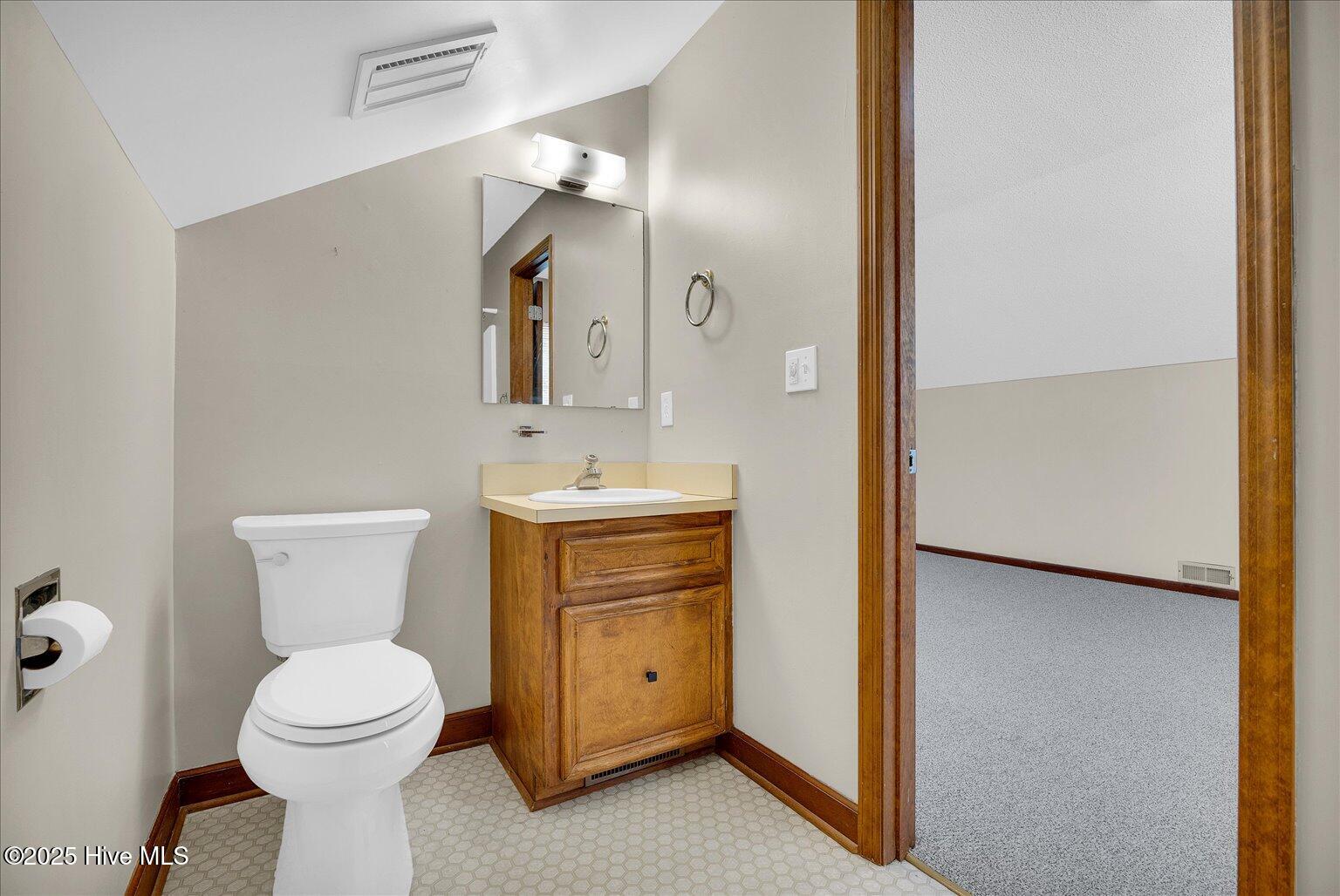 709 Saw Grass Road Property Photo 33