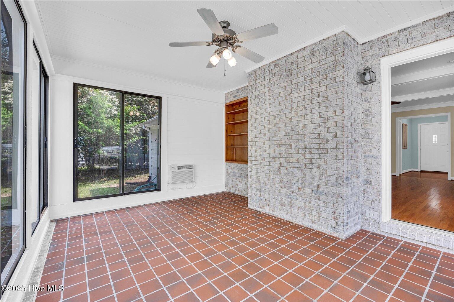 709 Saw Grass Road Property Photo 34