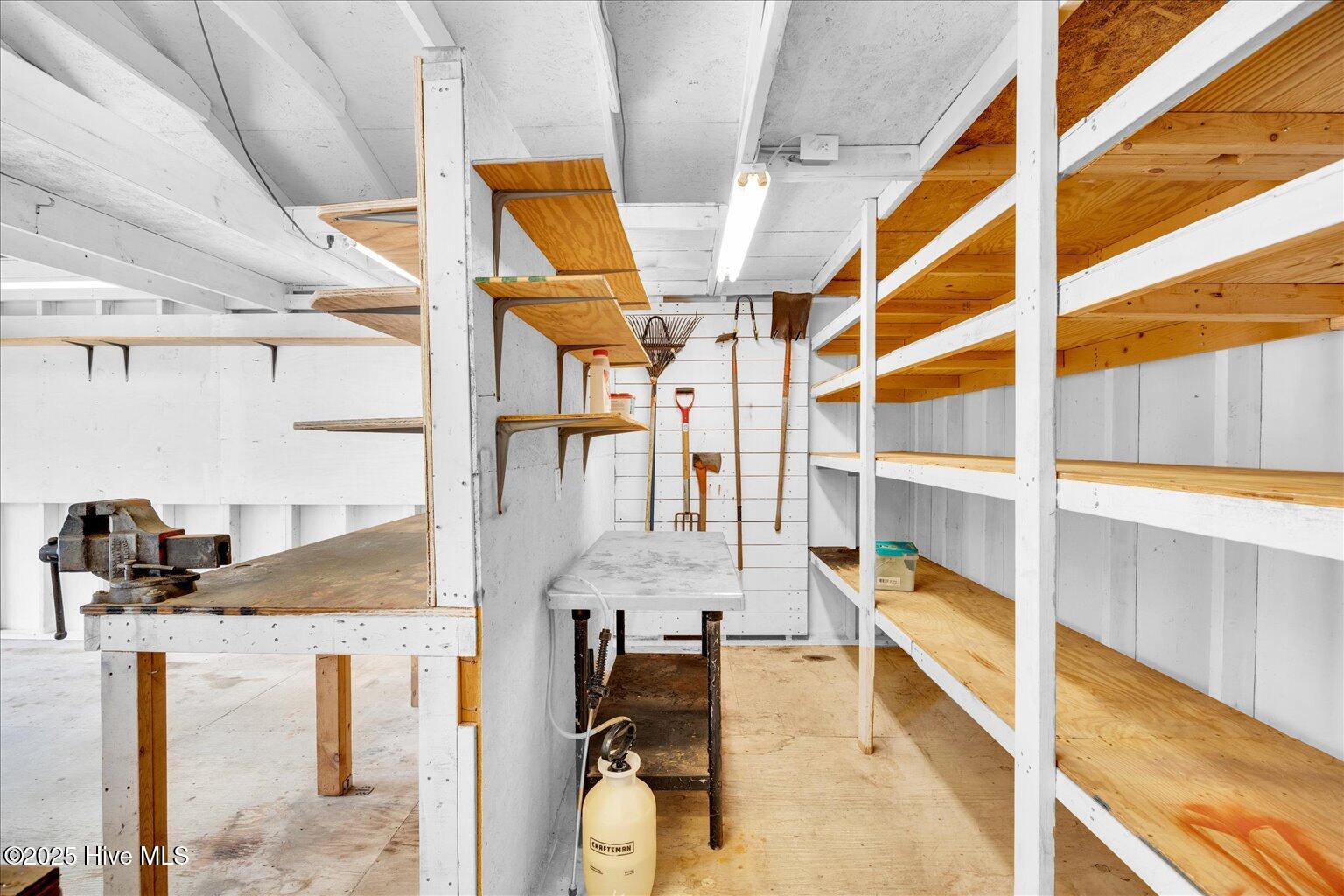 709 Saw Grass Road Property Photo 39