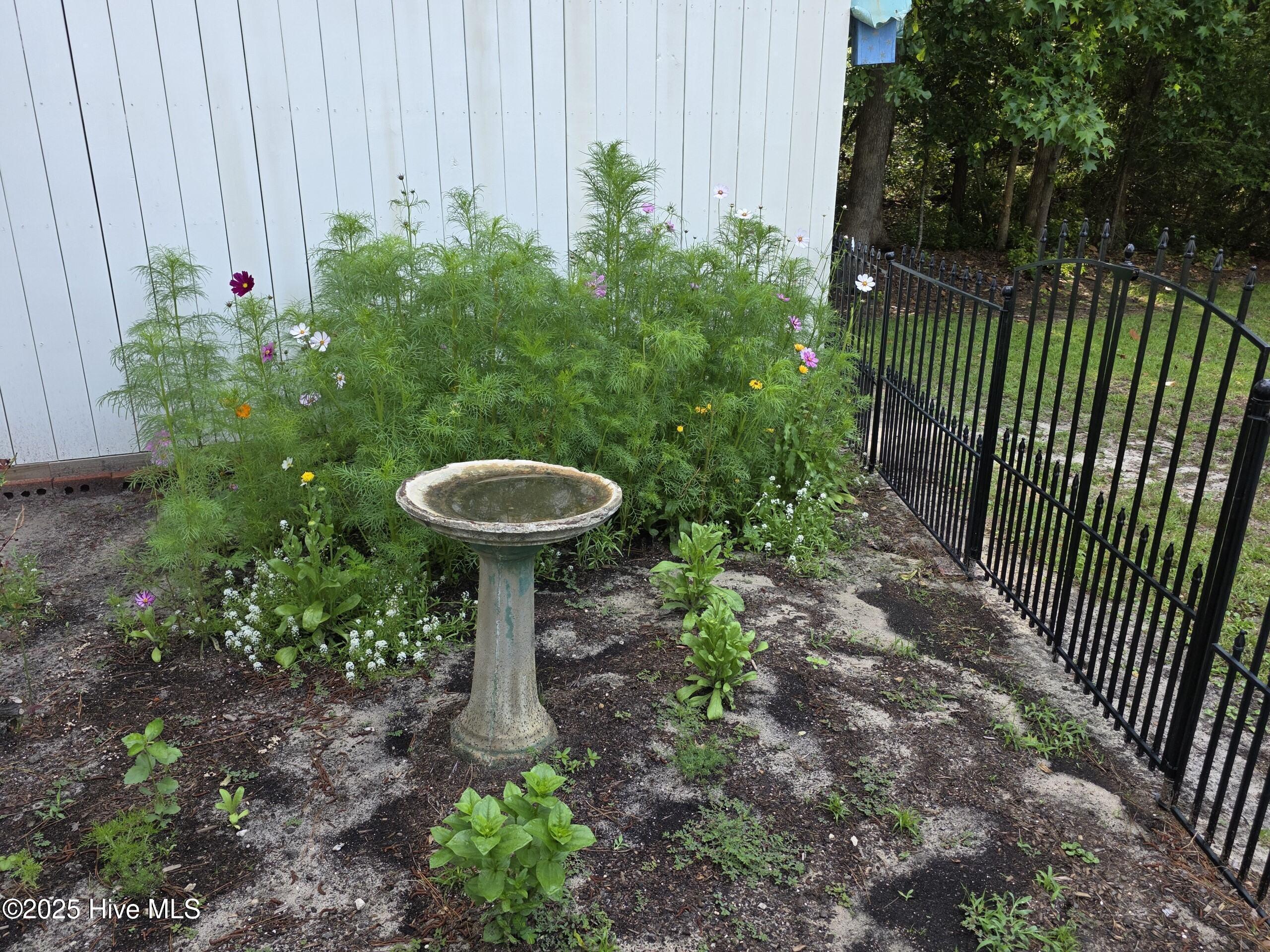 709 Saw Grass Road Property Photo 40