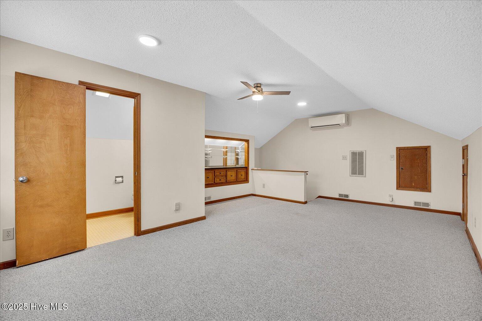 709 Saw Grass Road Property Photo 53