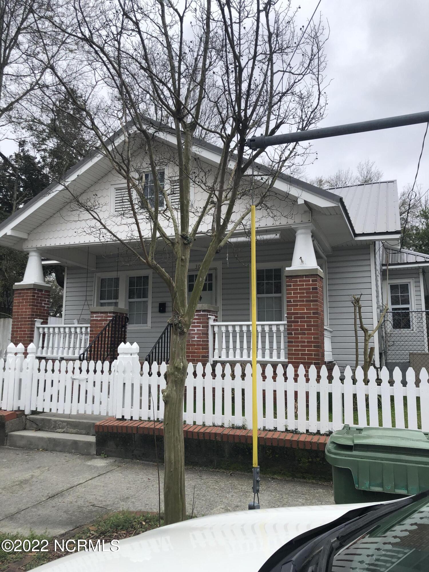 308 Castle Street Property Photo