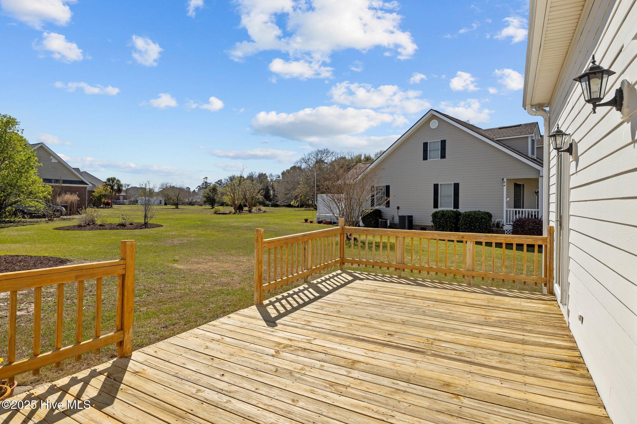 108 Phillips Landing Drive Property Photo 12
