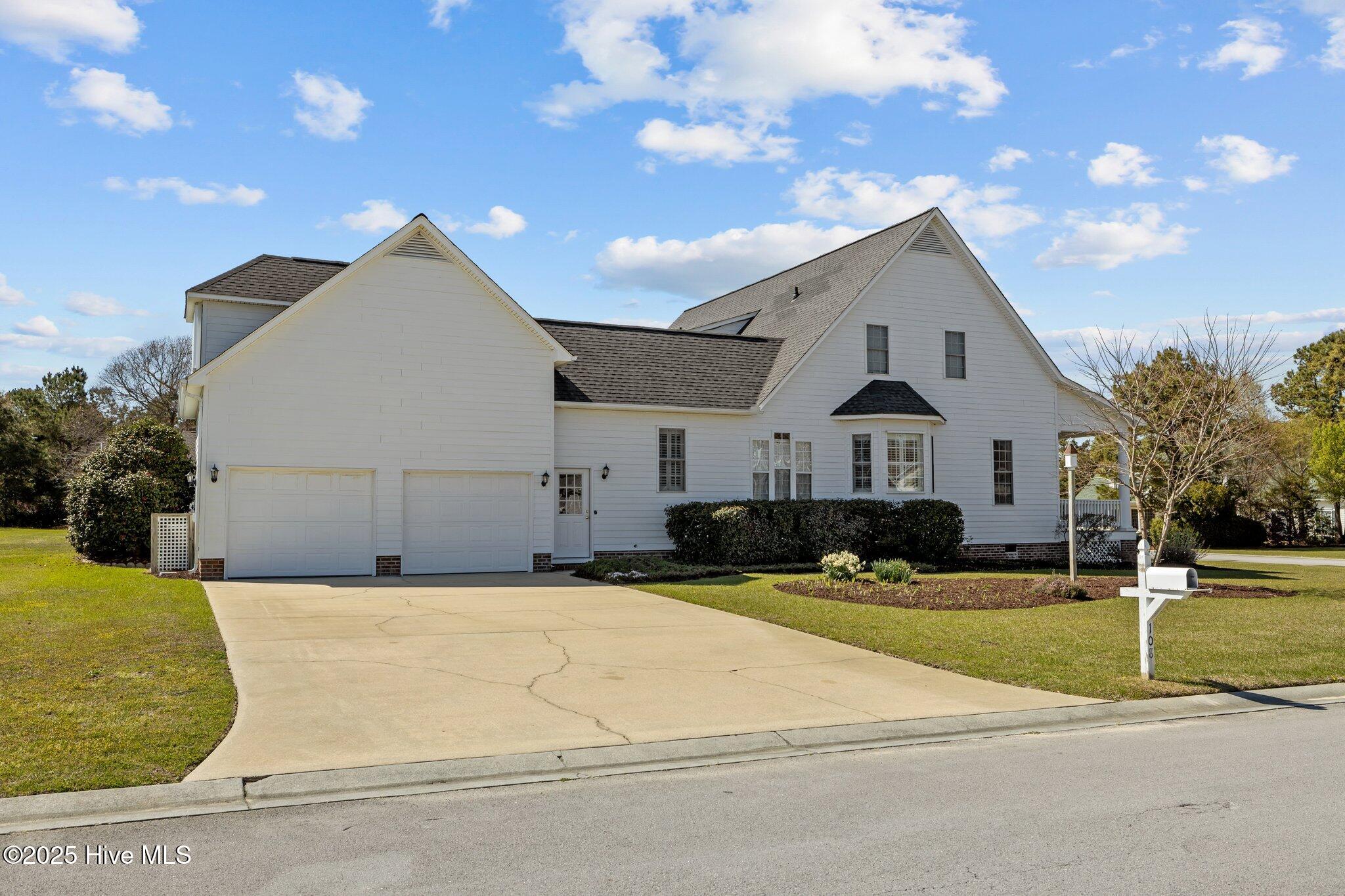 108 Phillips Landing Drive Property Photo 15