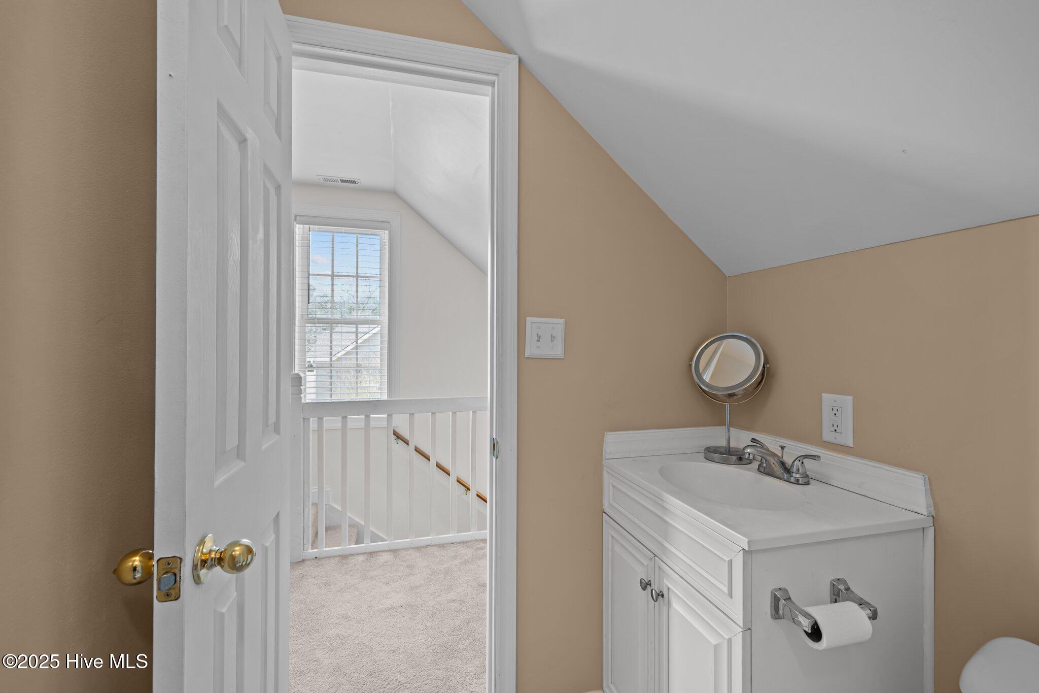 108 Phillips Landing Drive Property Photo 32