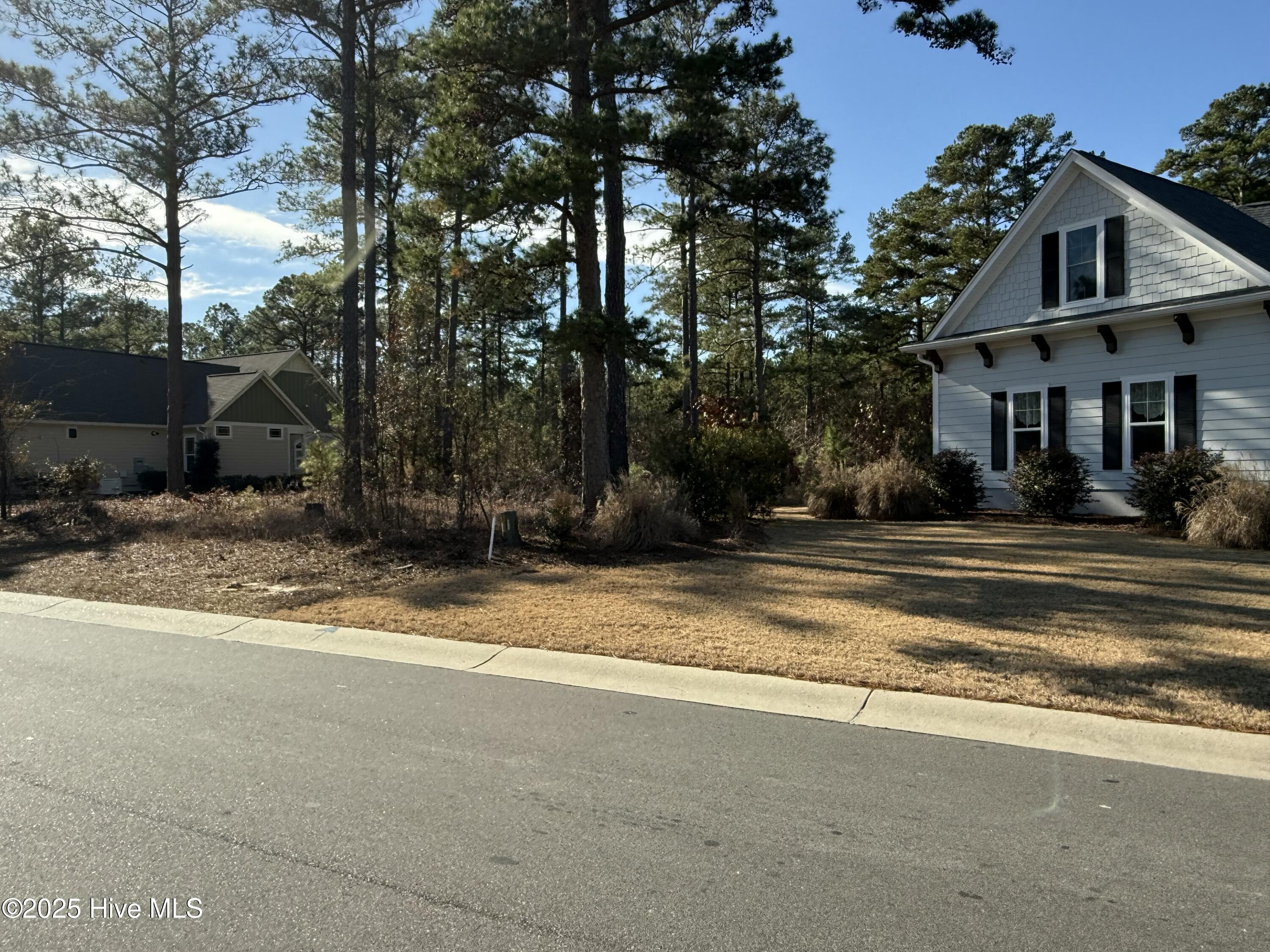 9402 Fallen Pear Lane Property Photo 3
