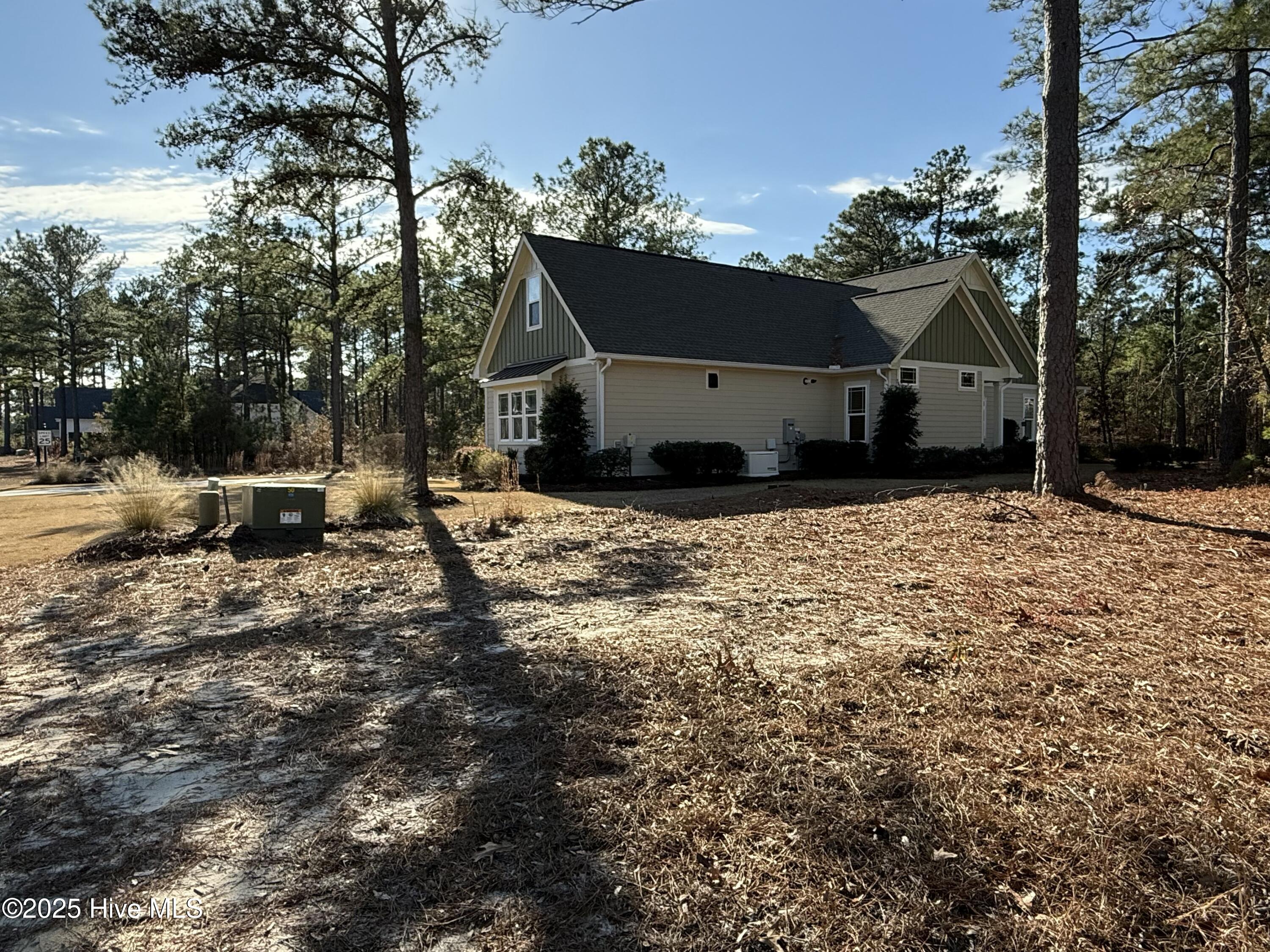 9402 Fallen Pear Lane Property Photo 10