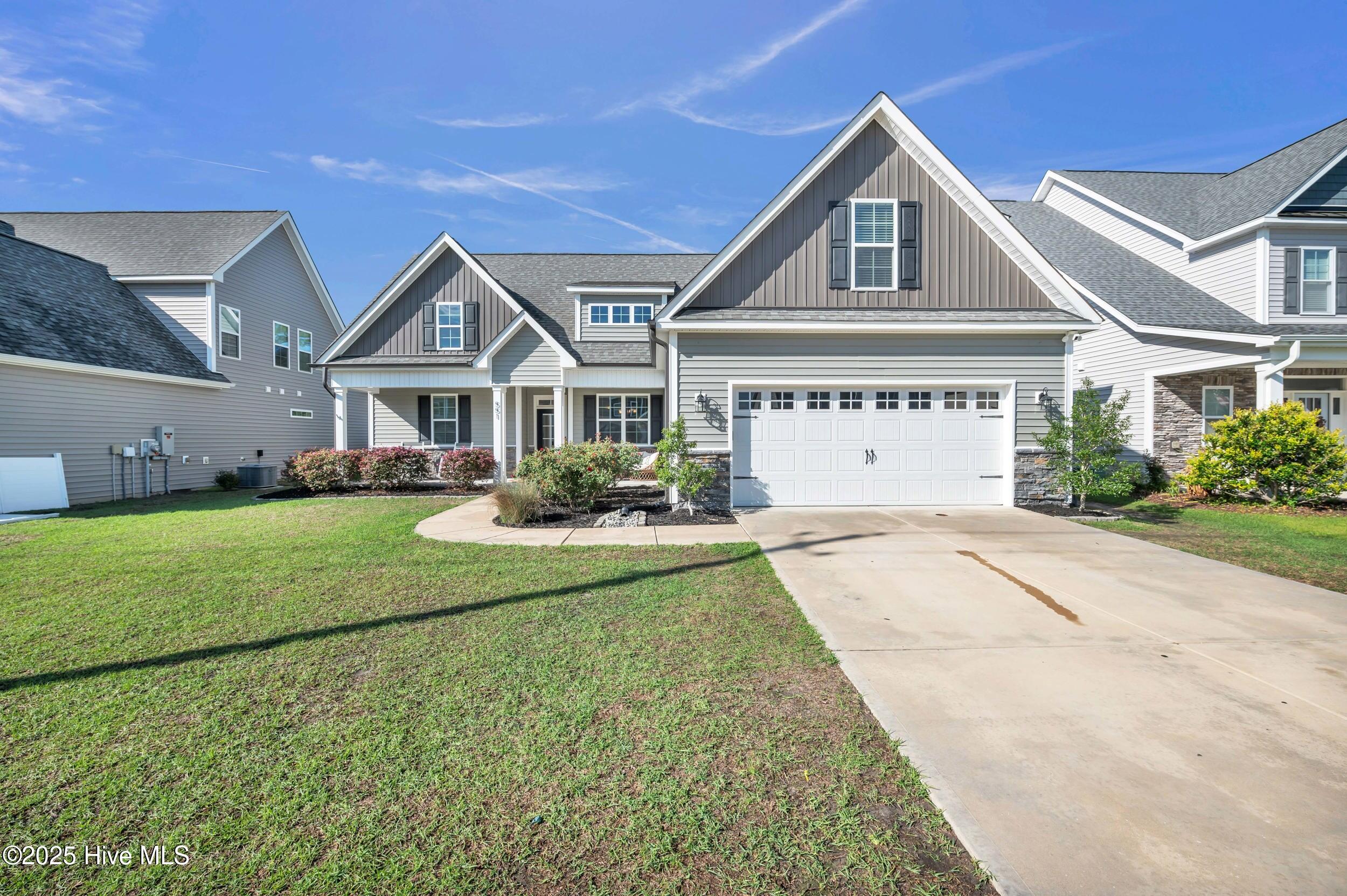 551 Aurora Place Property Photo