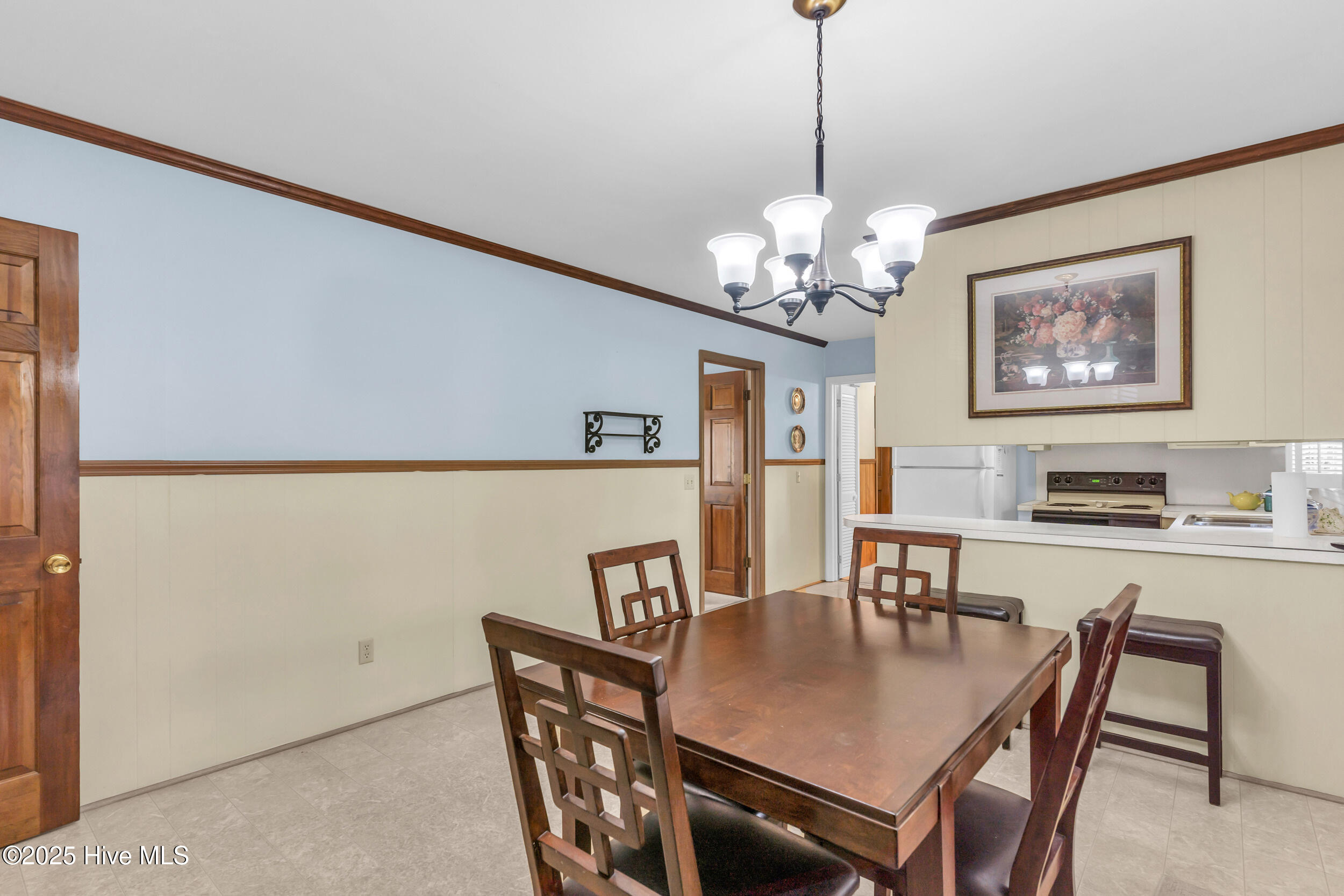 302 Shamrock Drive Drive Property Photo 11