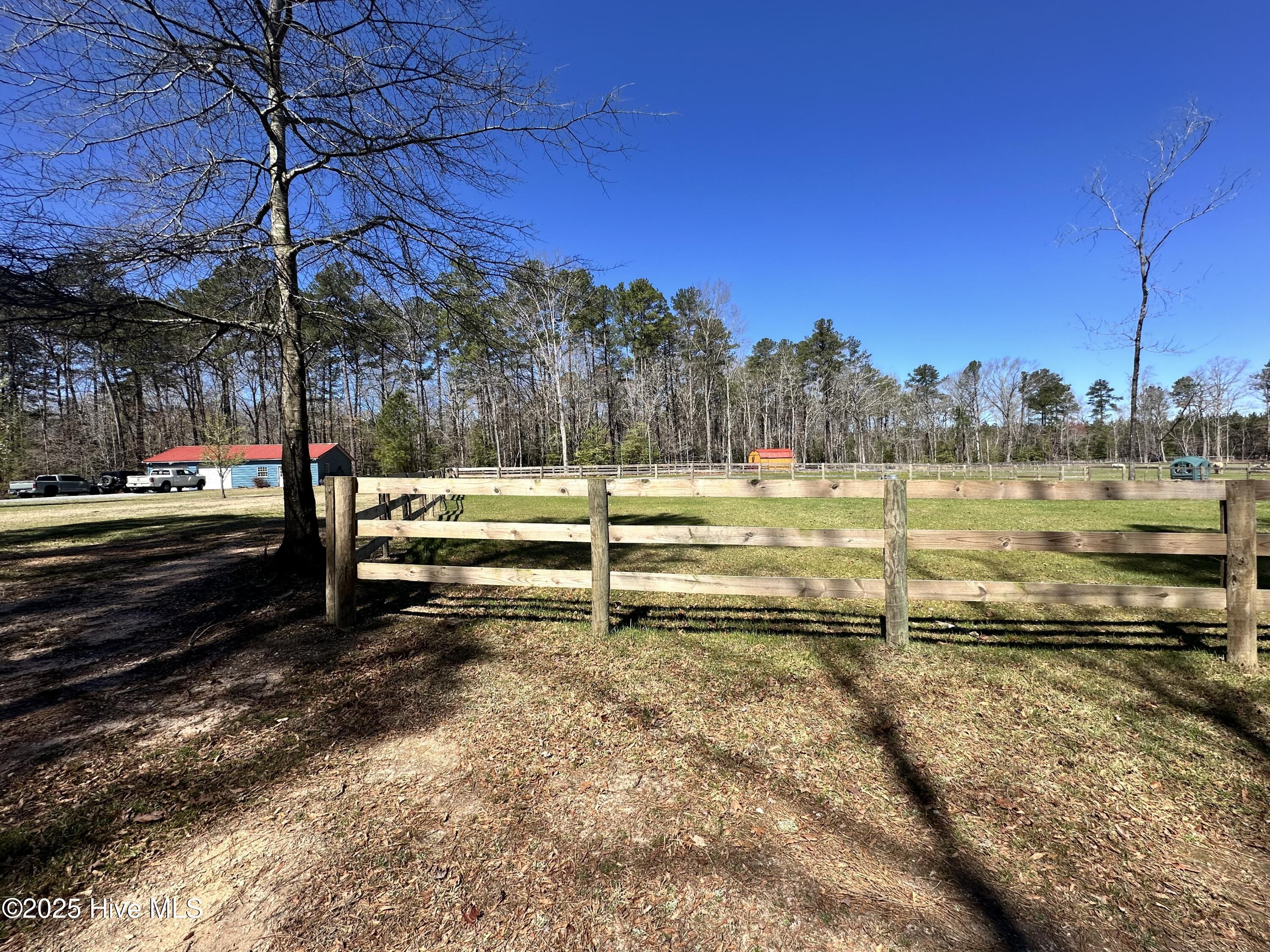 104 Bridle Path Lane Property Photo 13