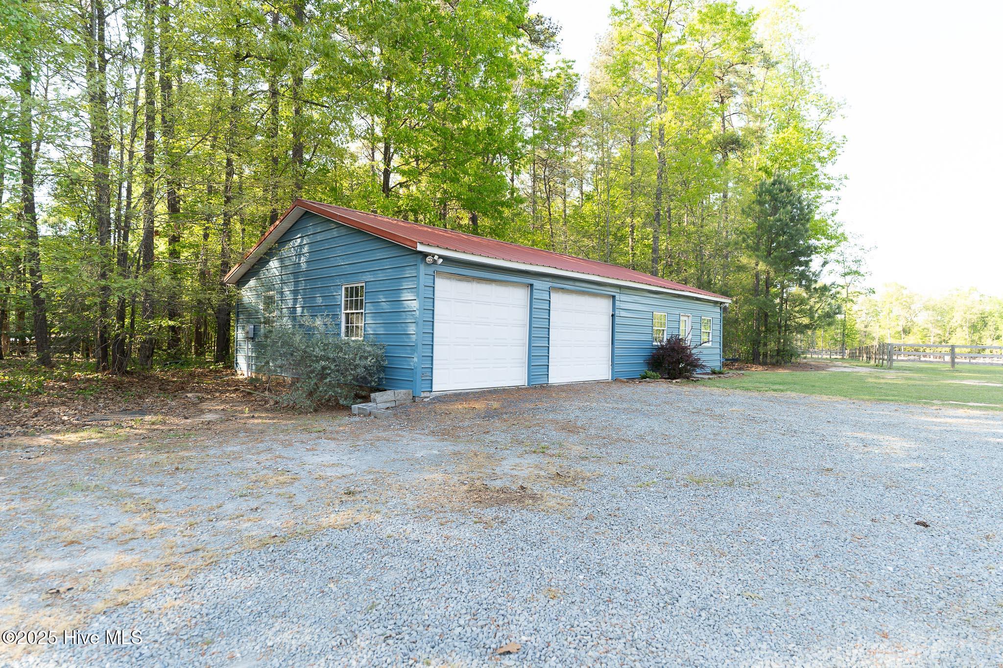 104 Bridle Path Lane Property Photo 24