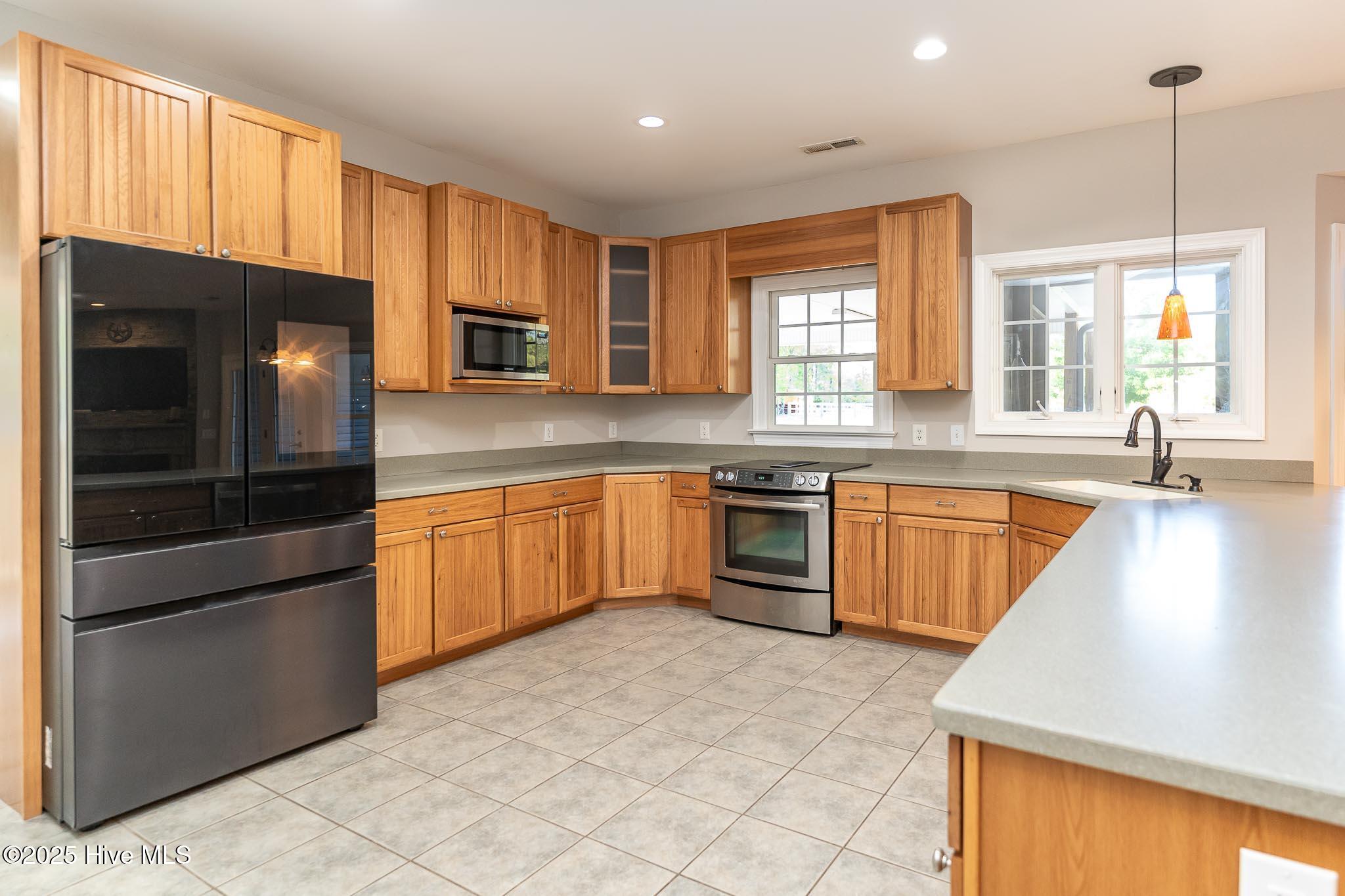 104 Bridle Path Lane Property Photo 45