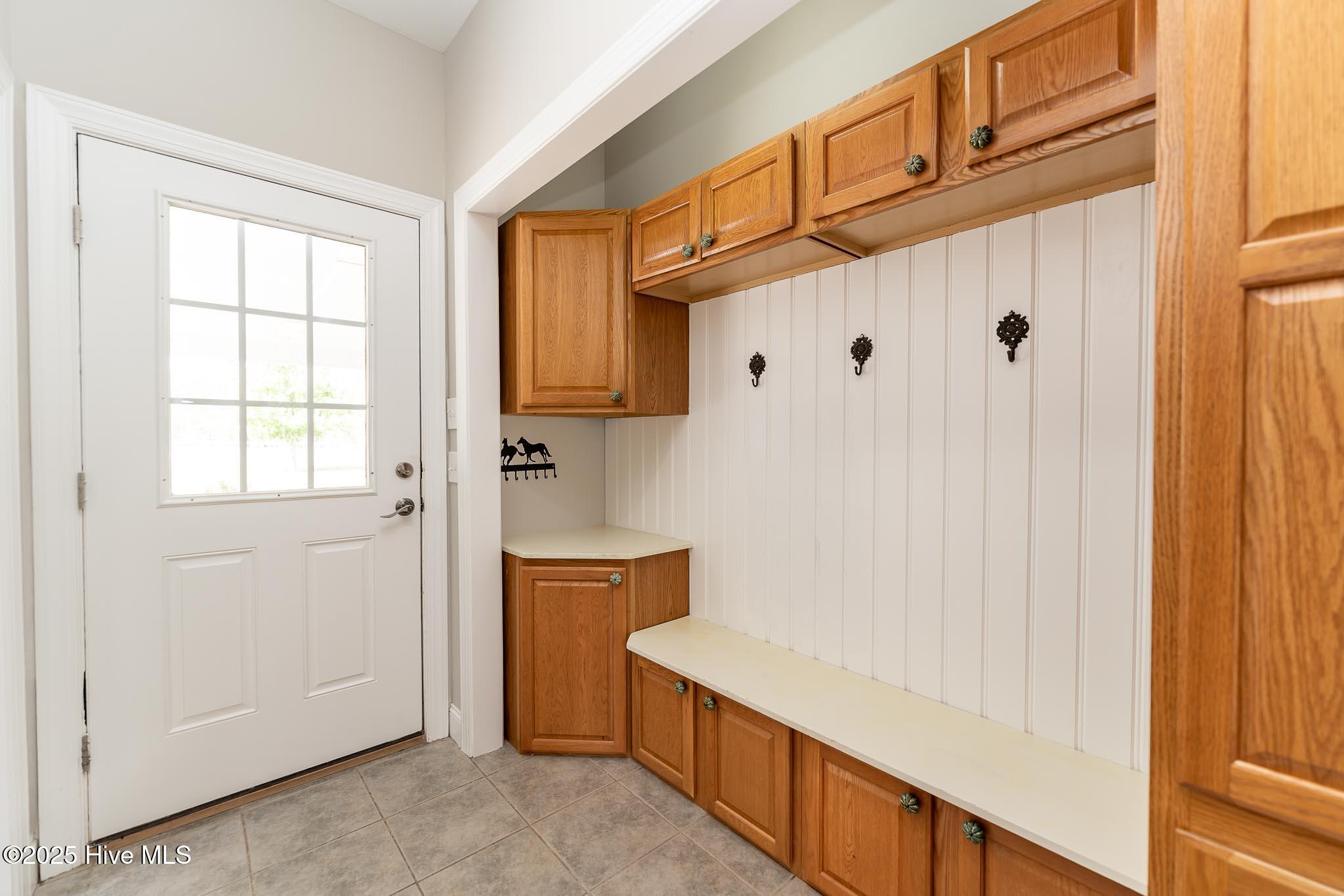 104 Bridle Path Lane Property Photo 47