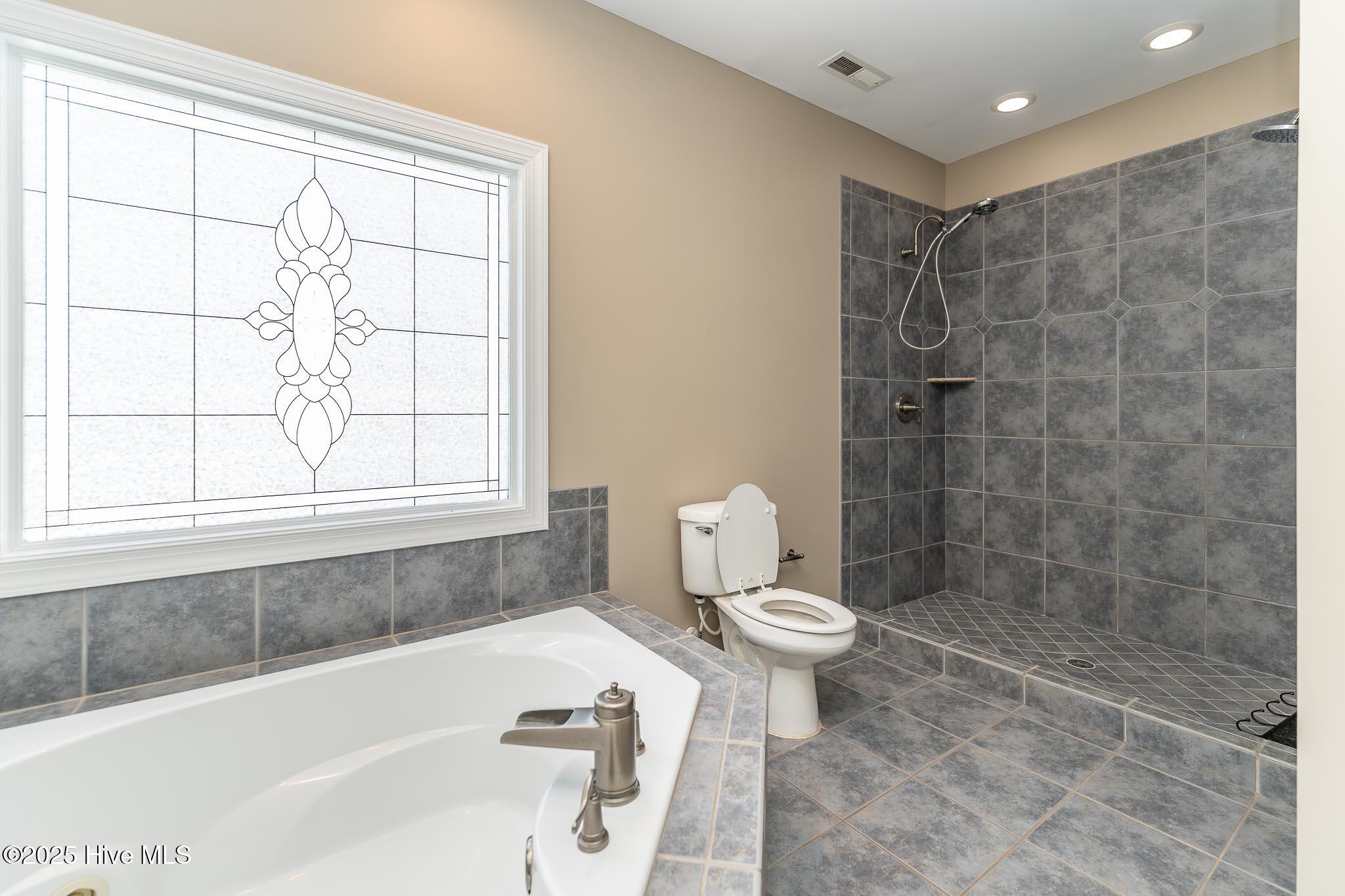 104 Bridle Path Lane Property Photo 63