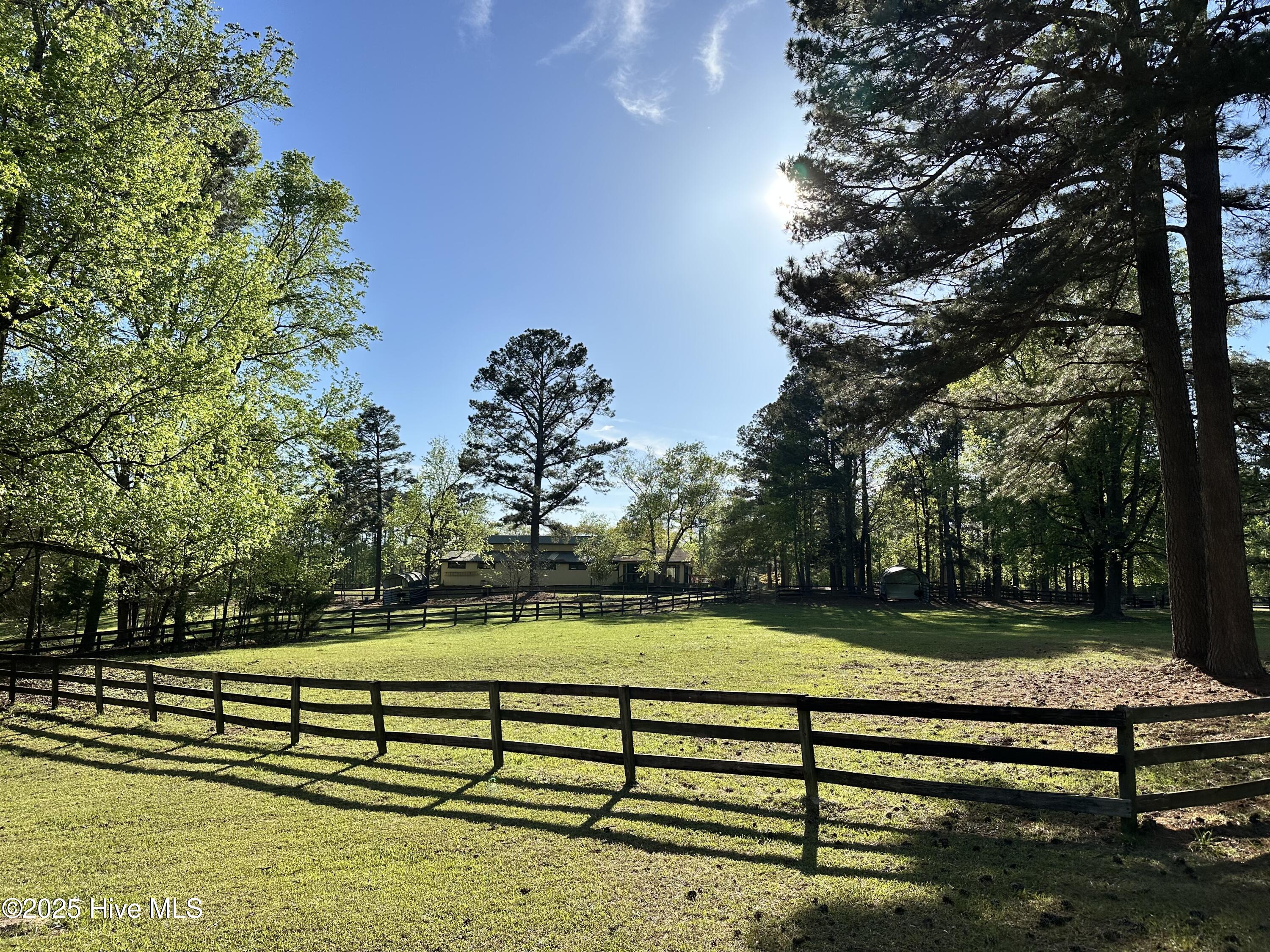 104 Bridle Path Lane Property Photo 83