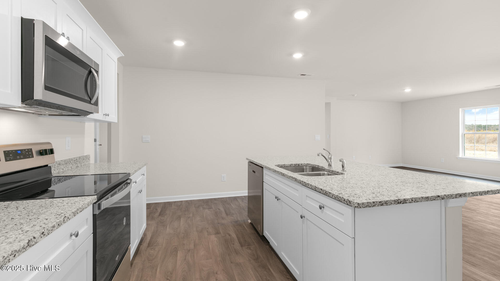 201 Grove Lane Property Photo 6