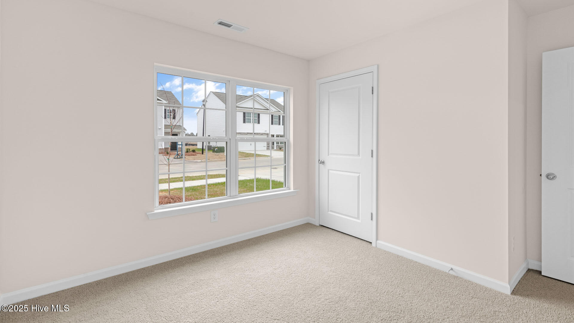 201 Grove Lane Property Photo 14