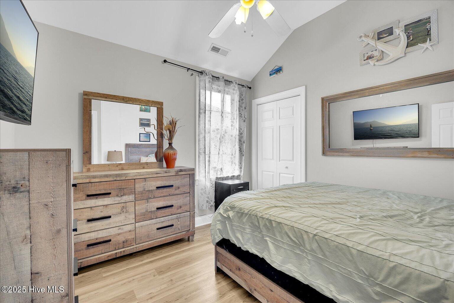 115 Castle Bay Drive Property Photo 35