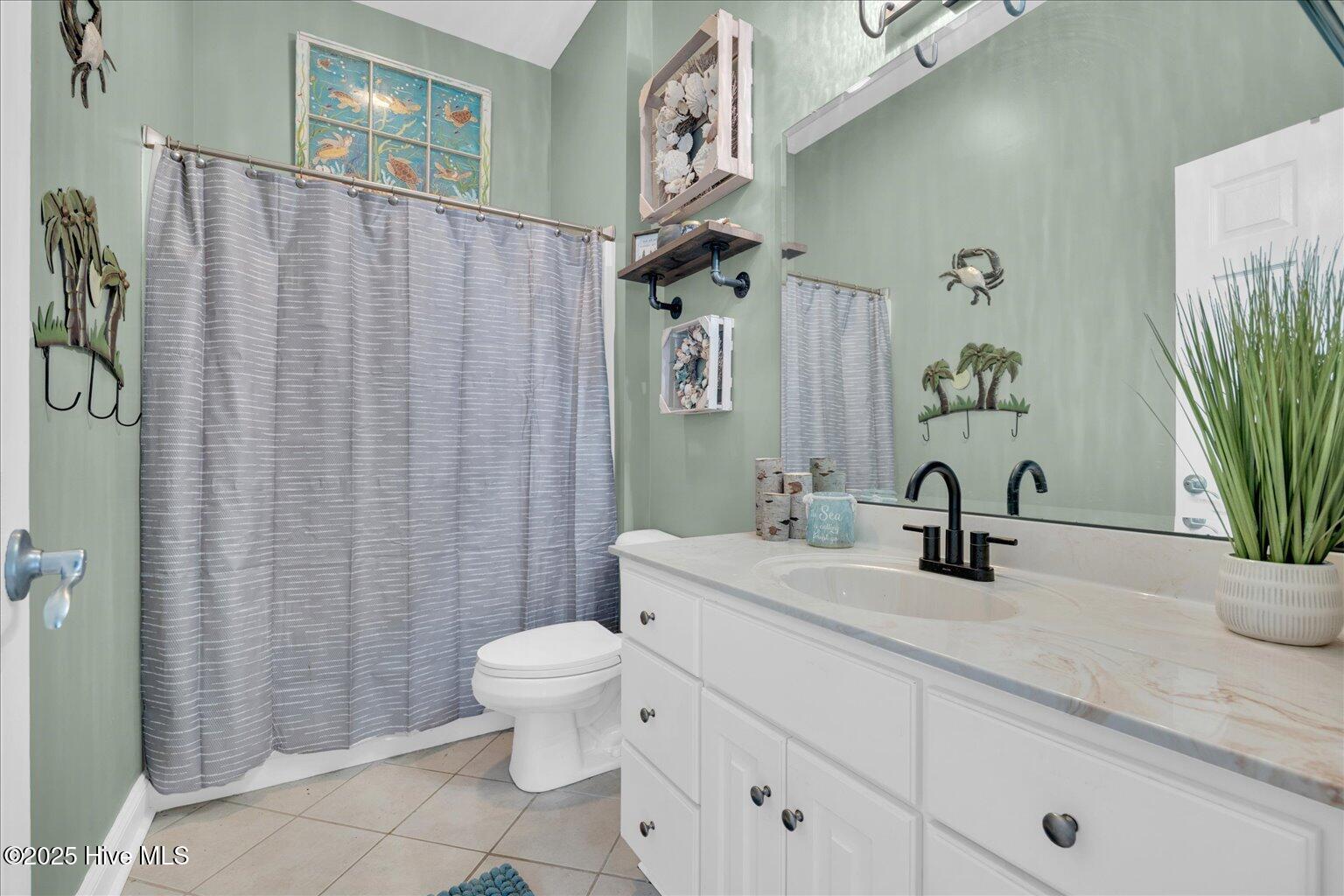115 Castle Bay Drive Property Photo 36