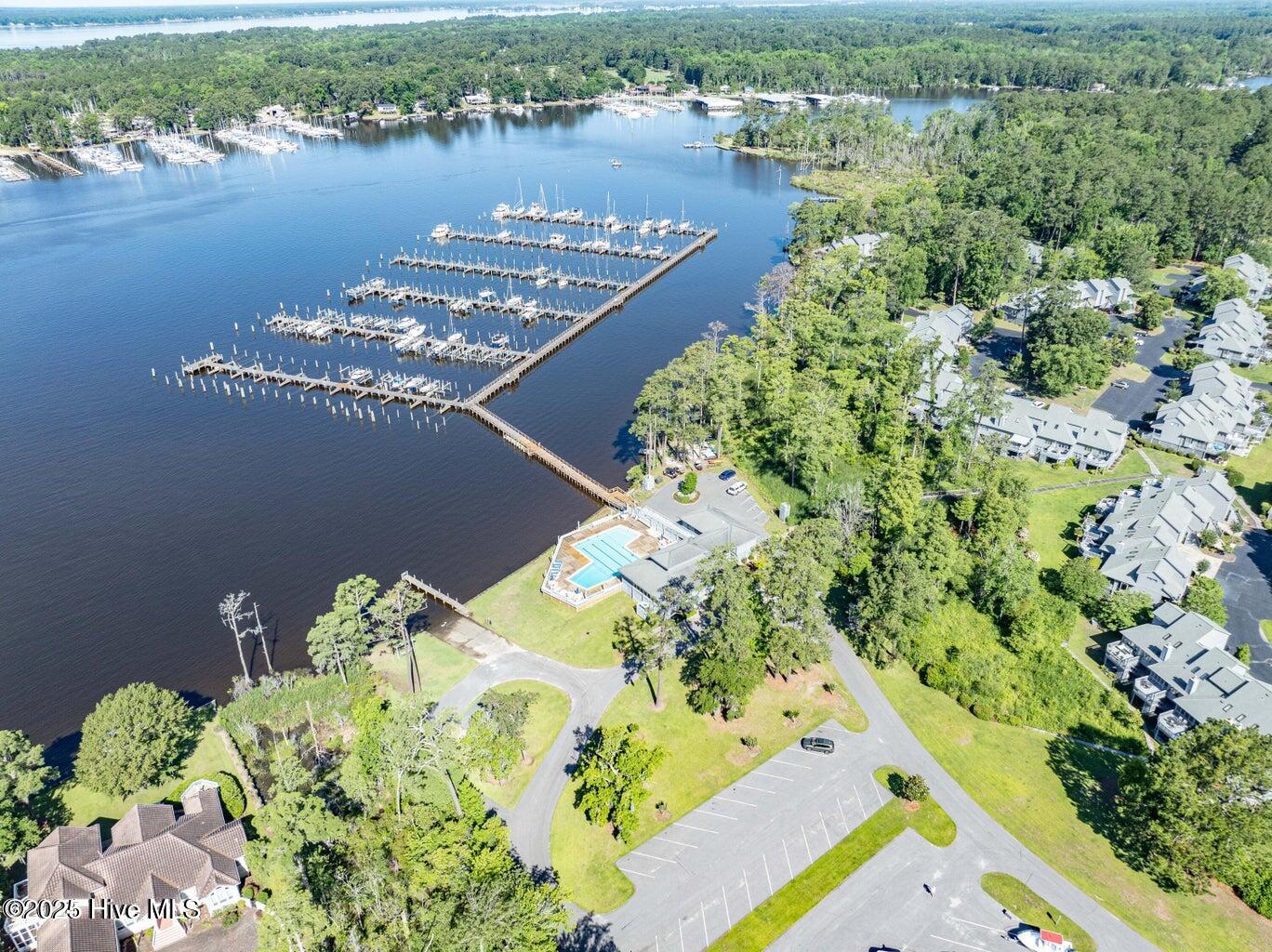 607 Pamlico River Drive Property Photo 8