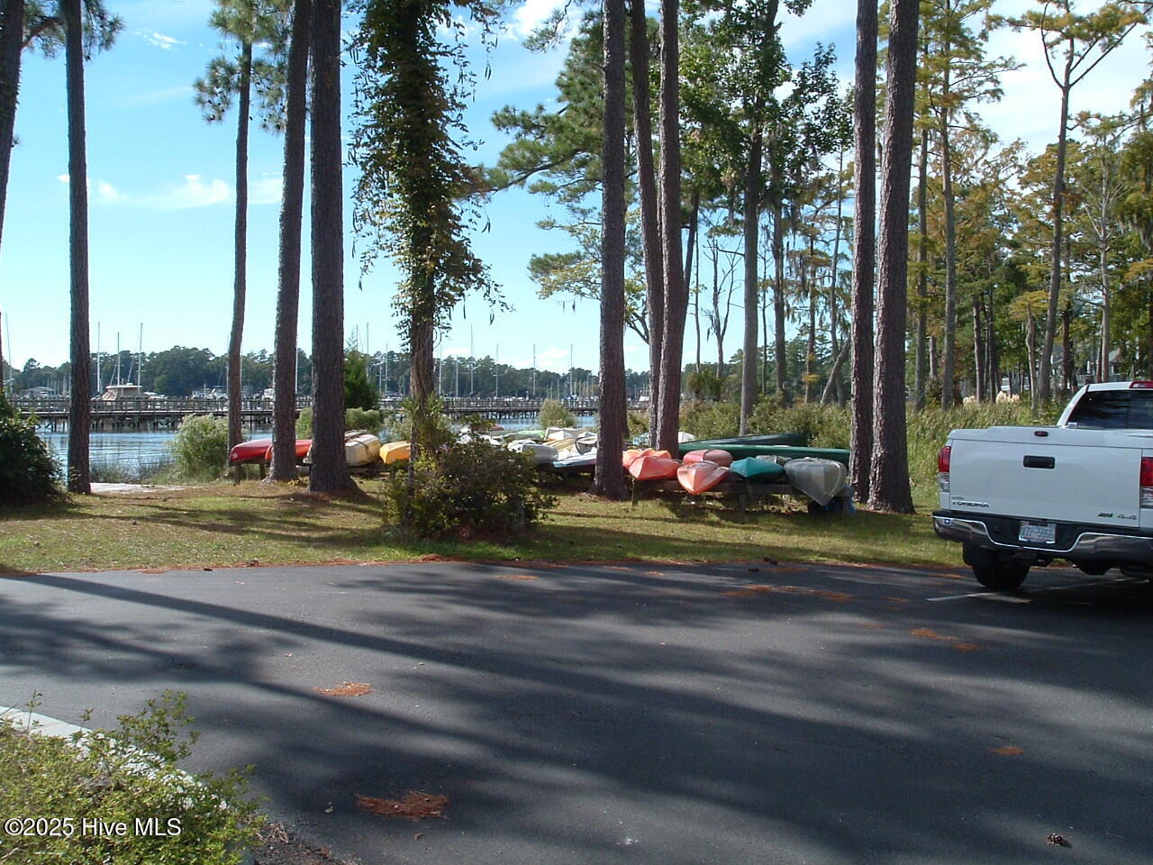 607 Pamlico River Drive Property Photo 11