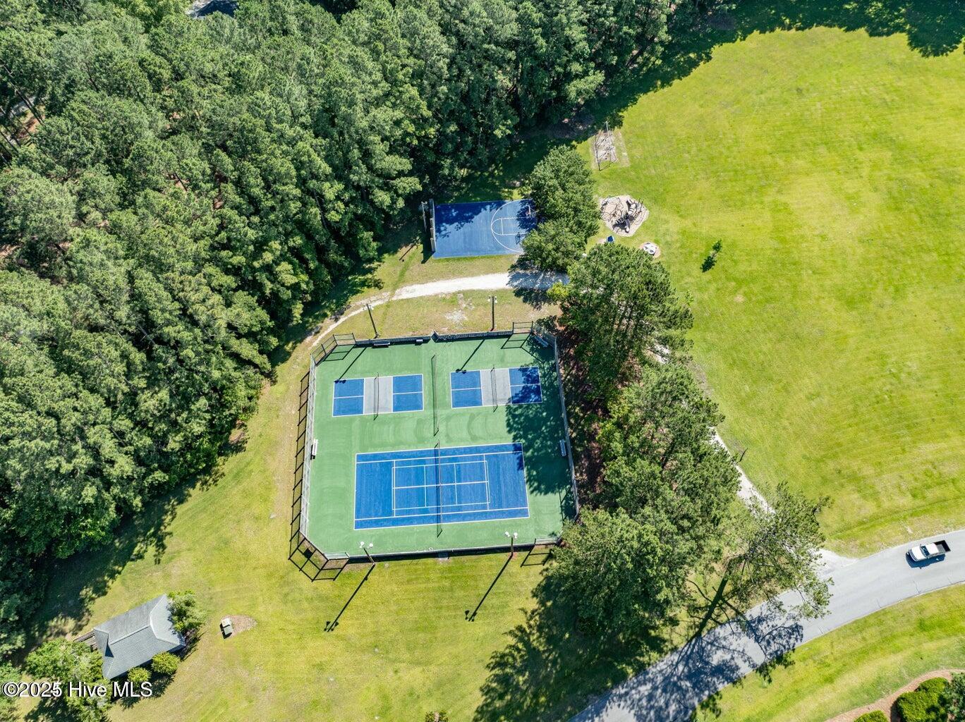 607 Pamlico River Drive Property Photo 16