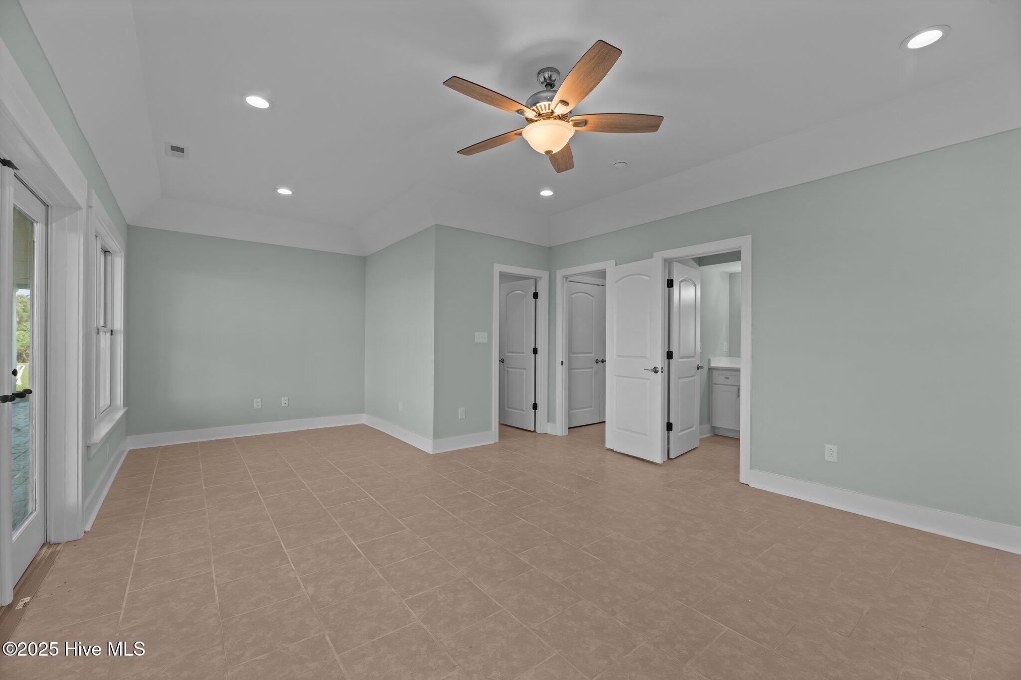 1129 Bennett Road Unit 8b Property Photo 27