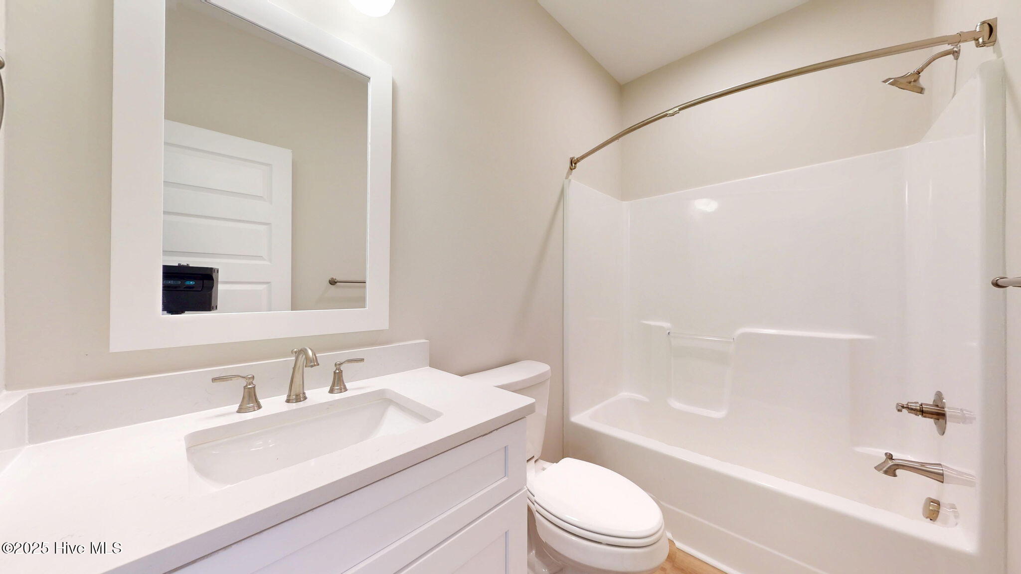 1007 Exeter Place Property Photo 21