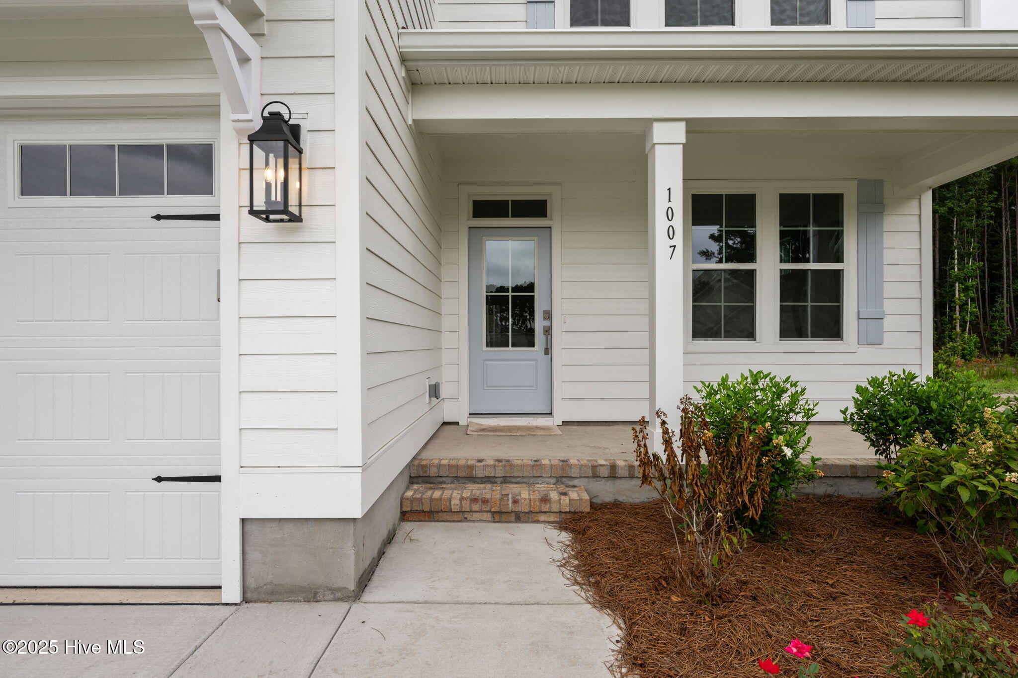 1007 Exeter Place Property Photo 38