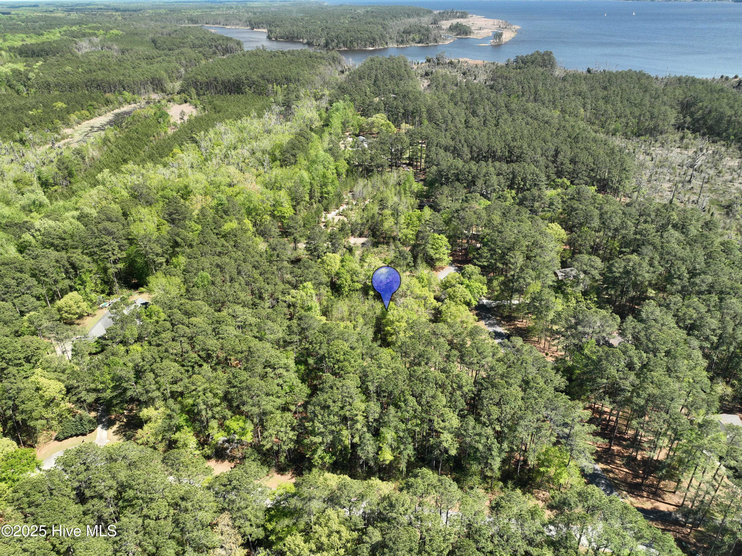 609 Pamlico River Drive Property Photo 1