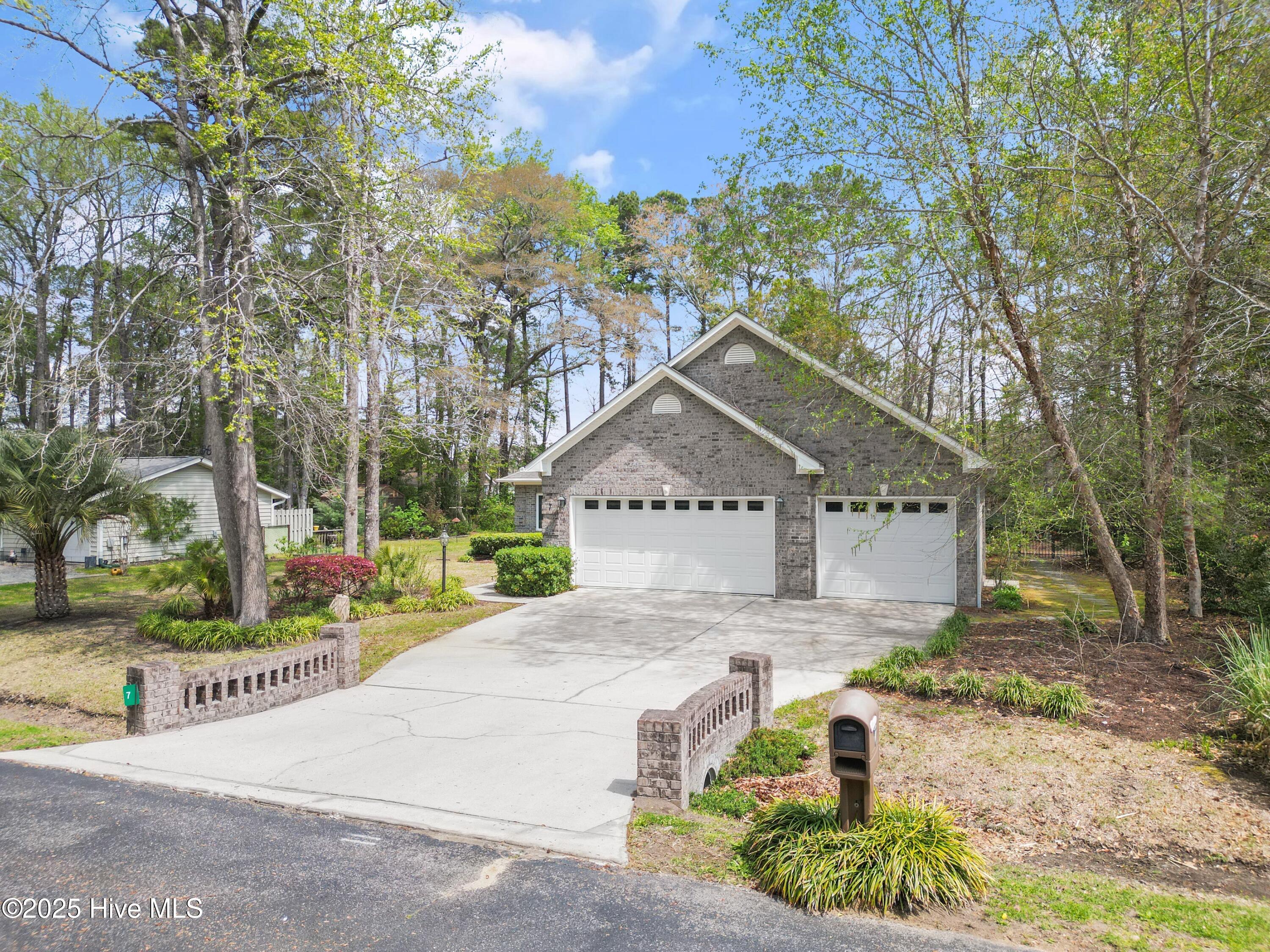 7 Sand Dollar Court Property Photo