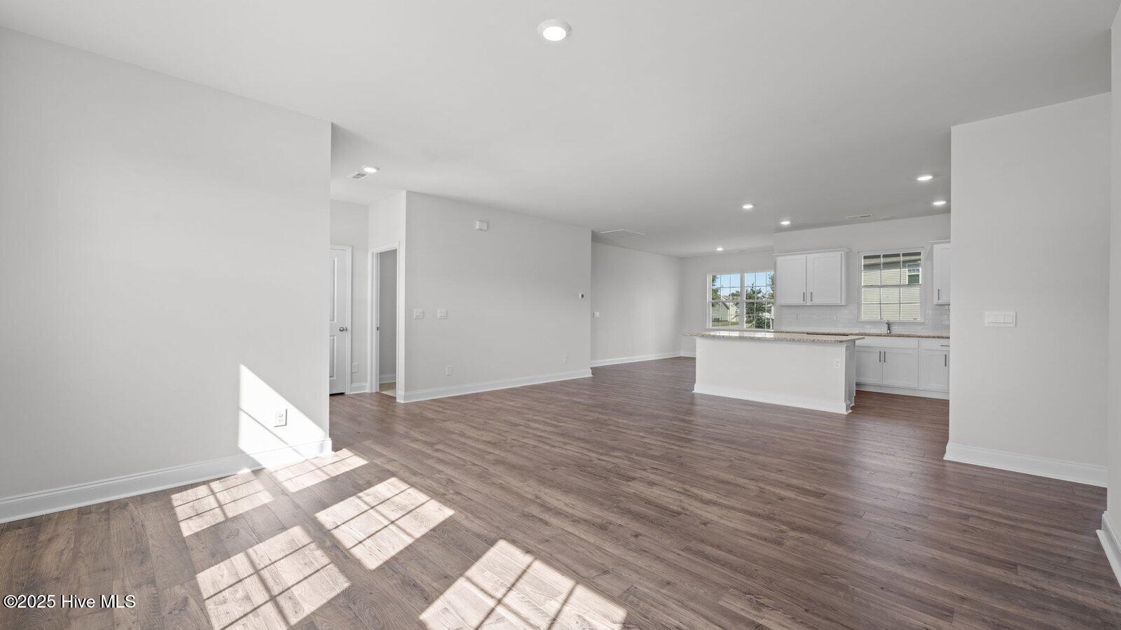 513 Lake Tyler Drive Property Photo 17