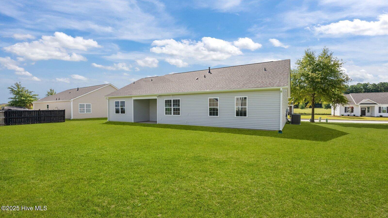 513 Lake Tyler Drive Property Photo 33