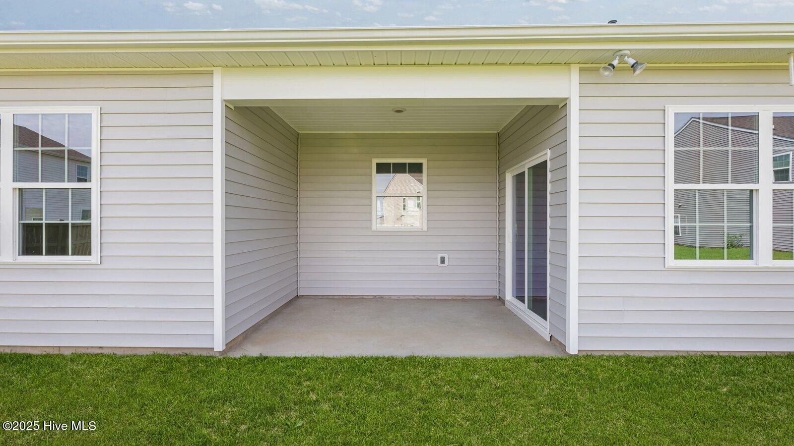 513 Lake Tyler Drive Property Photo 34