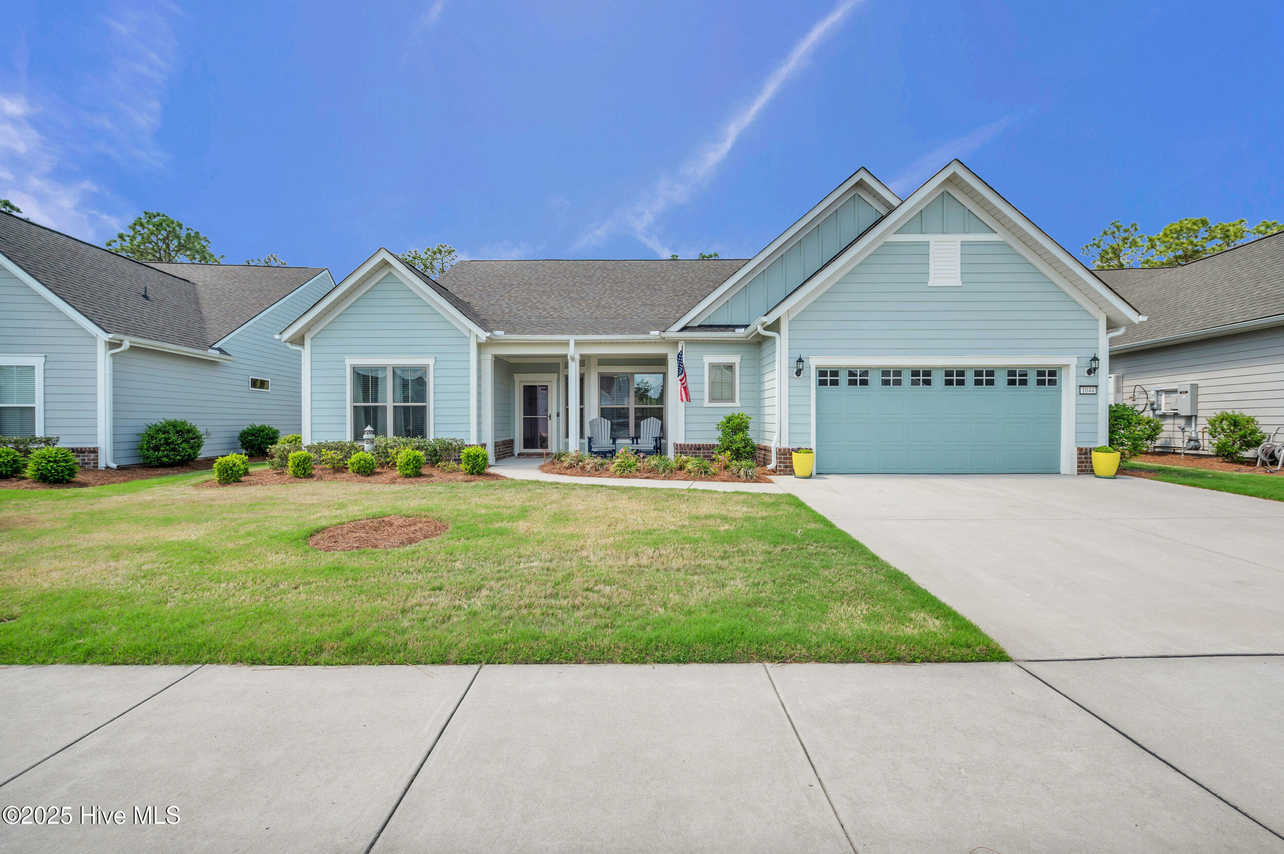 1044 Snowden Road Property Photo 1
