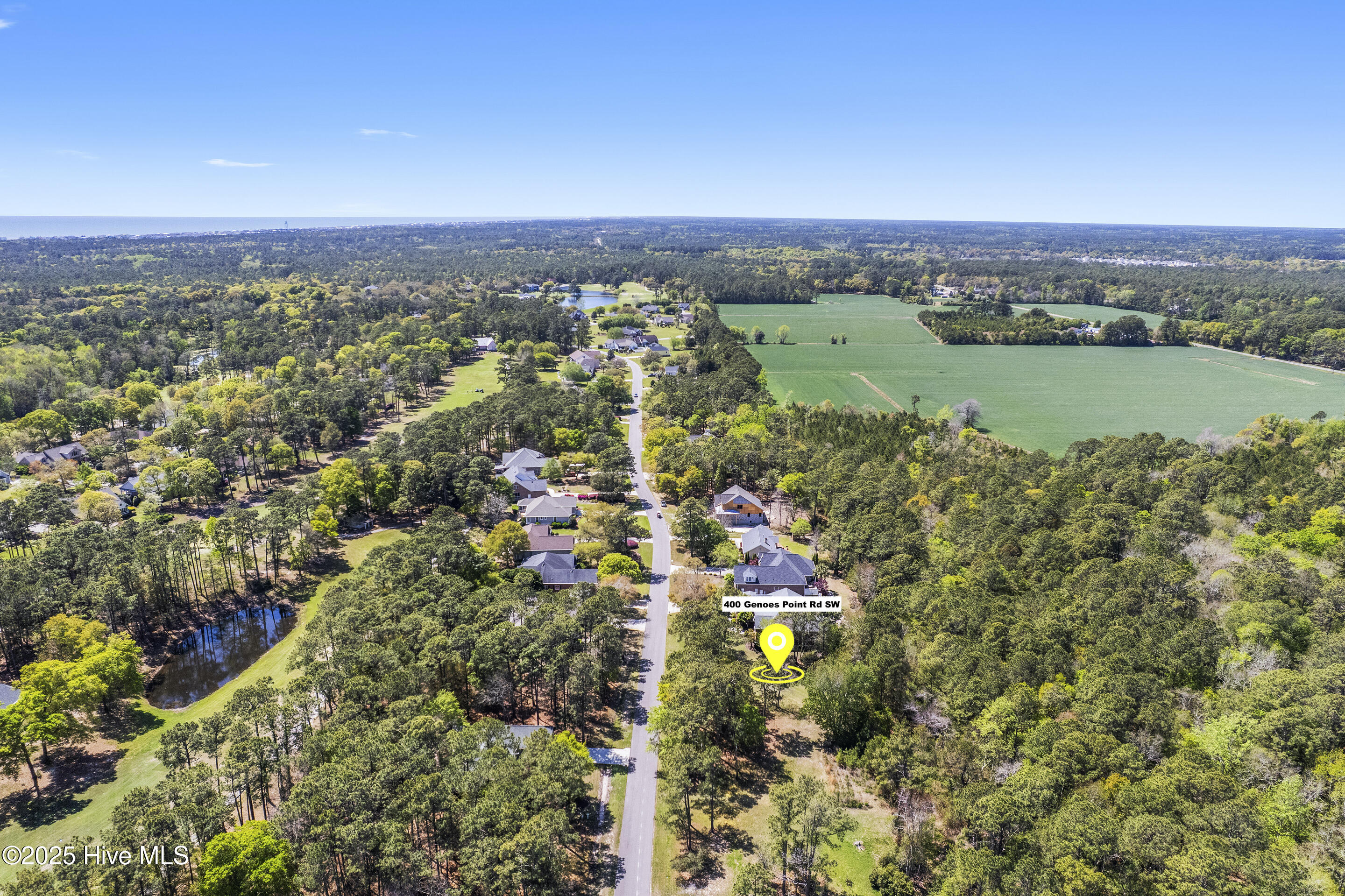 400 Genoes Point Road Property Photo 2