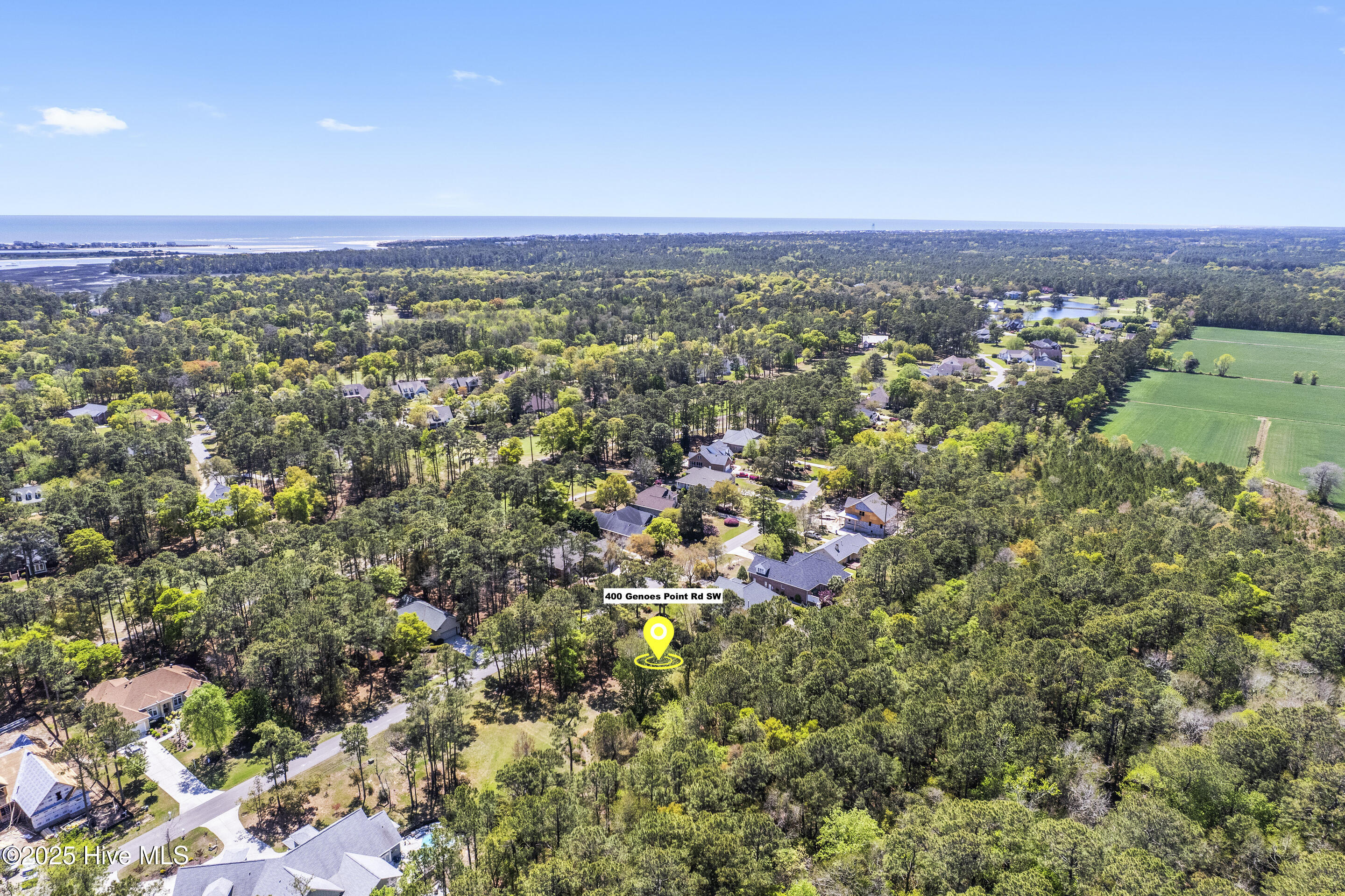 400 Genoes Point Road Property Photo 3