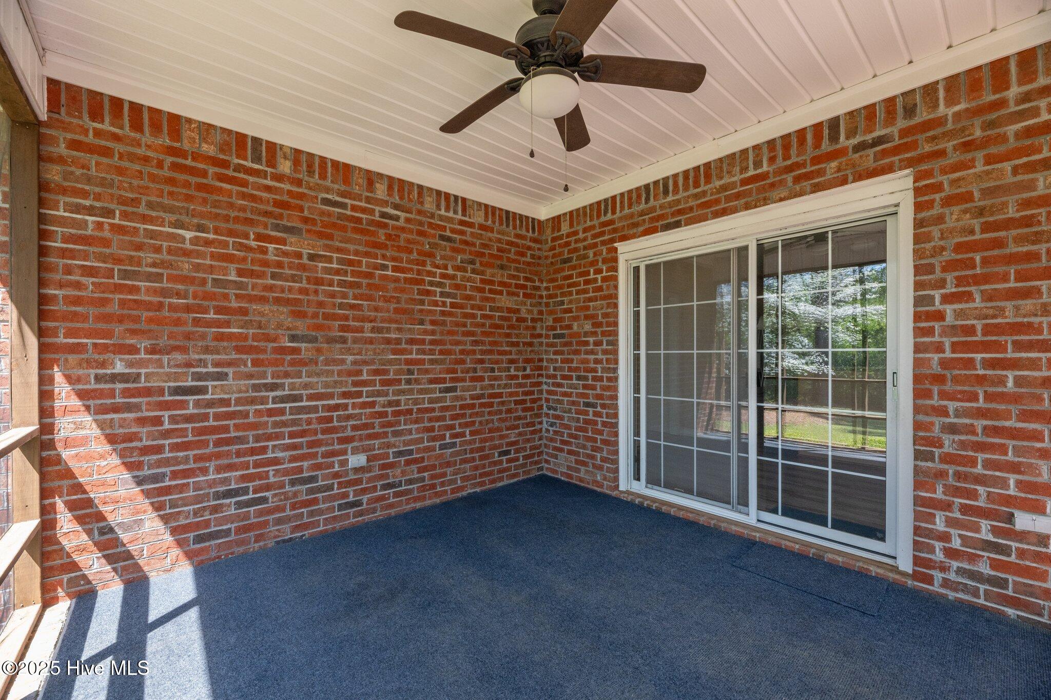 707 Taberna Circle Property Photo 40
