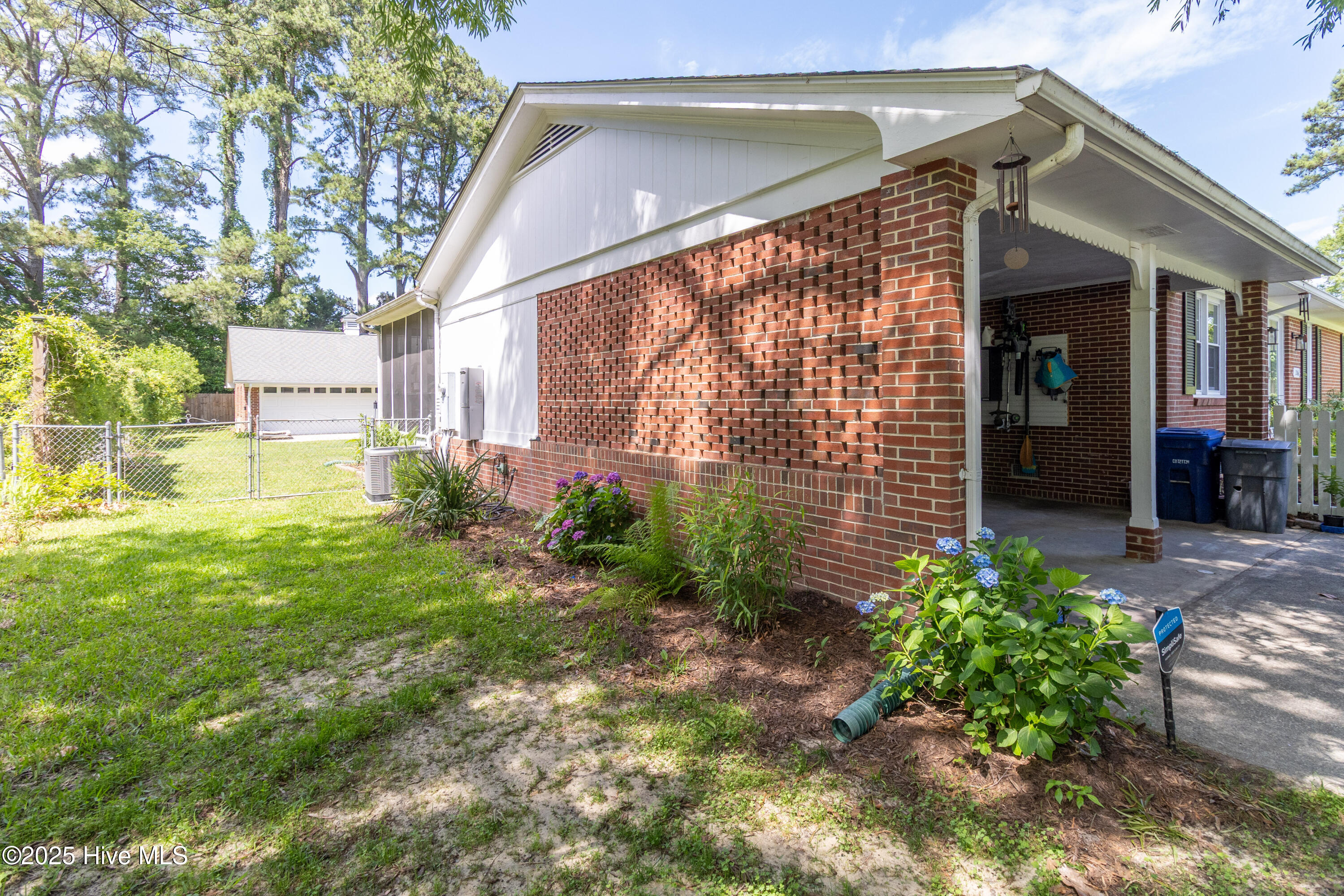 206 Robin Lane Property Photo 38