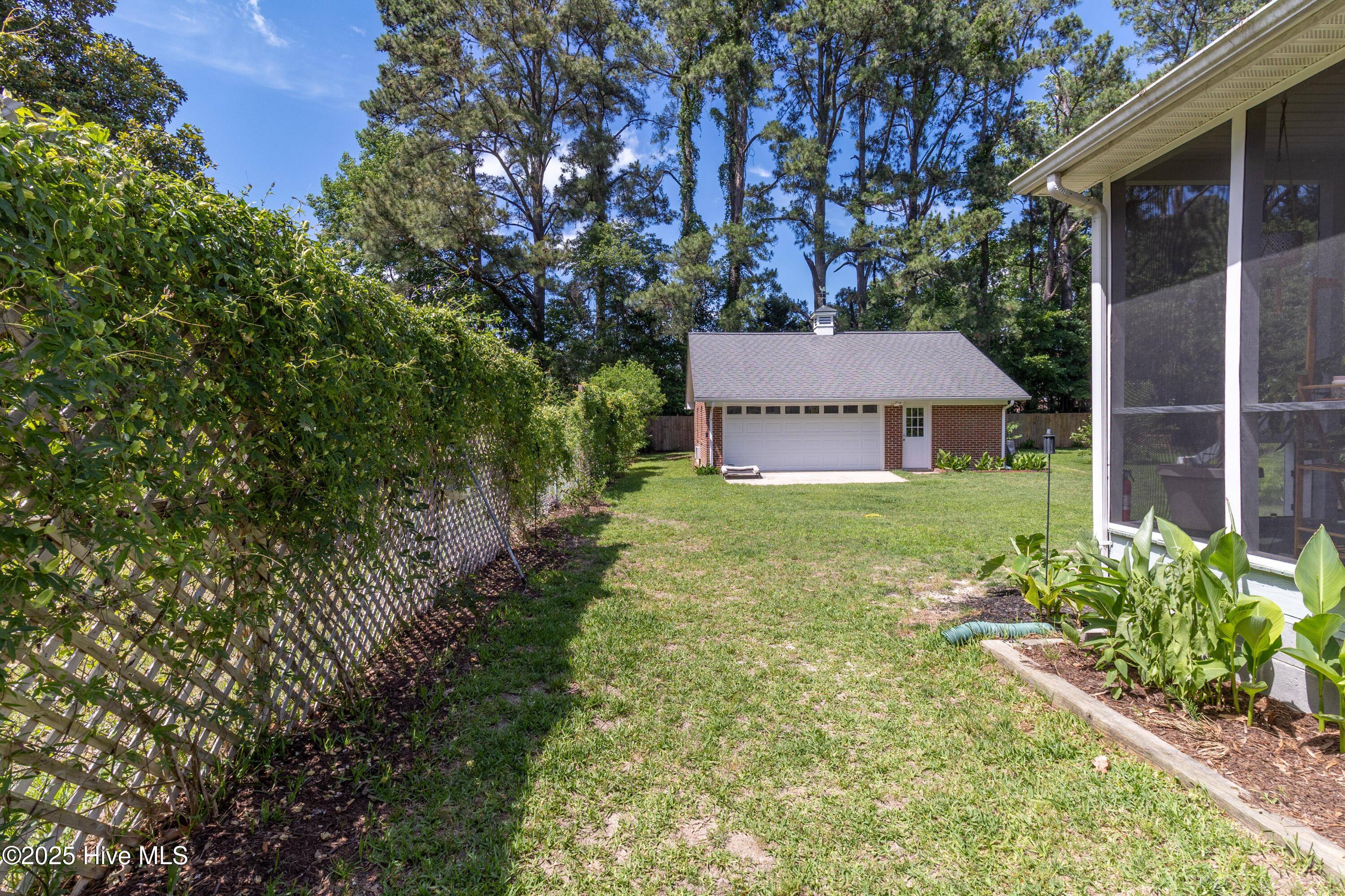 206 Robin Lane Property Photo 39