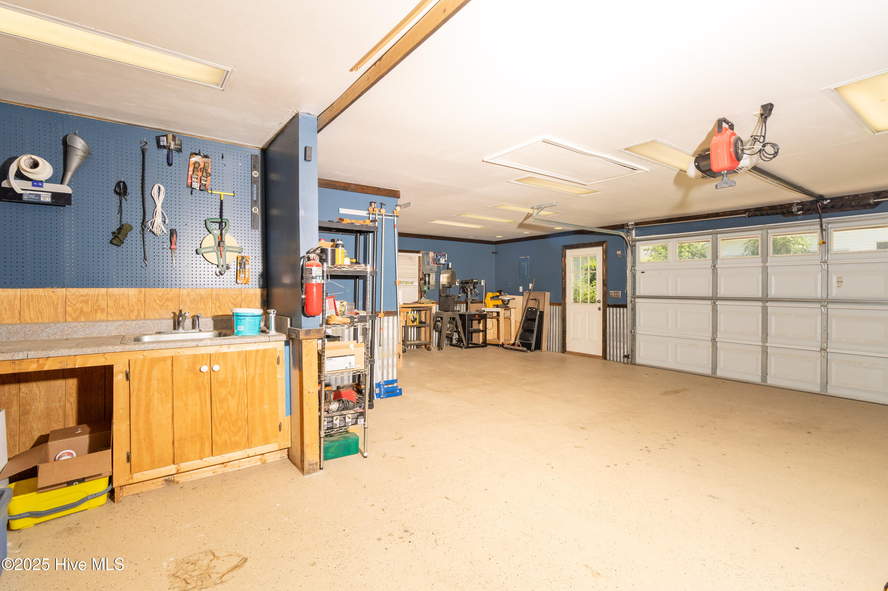 206 Robin Lane Property Photo 45