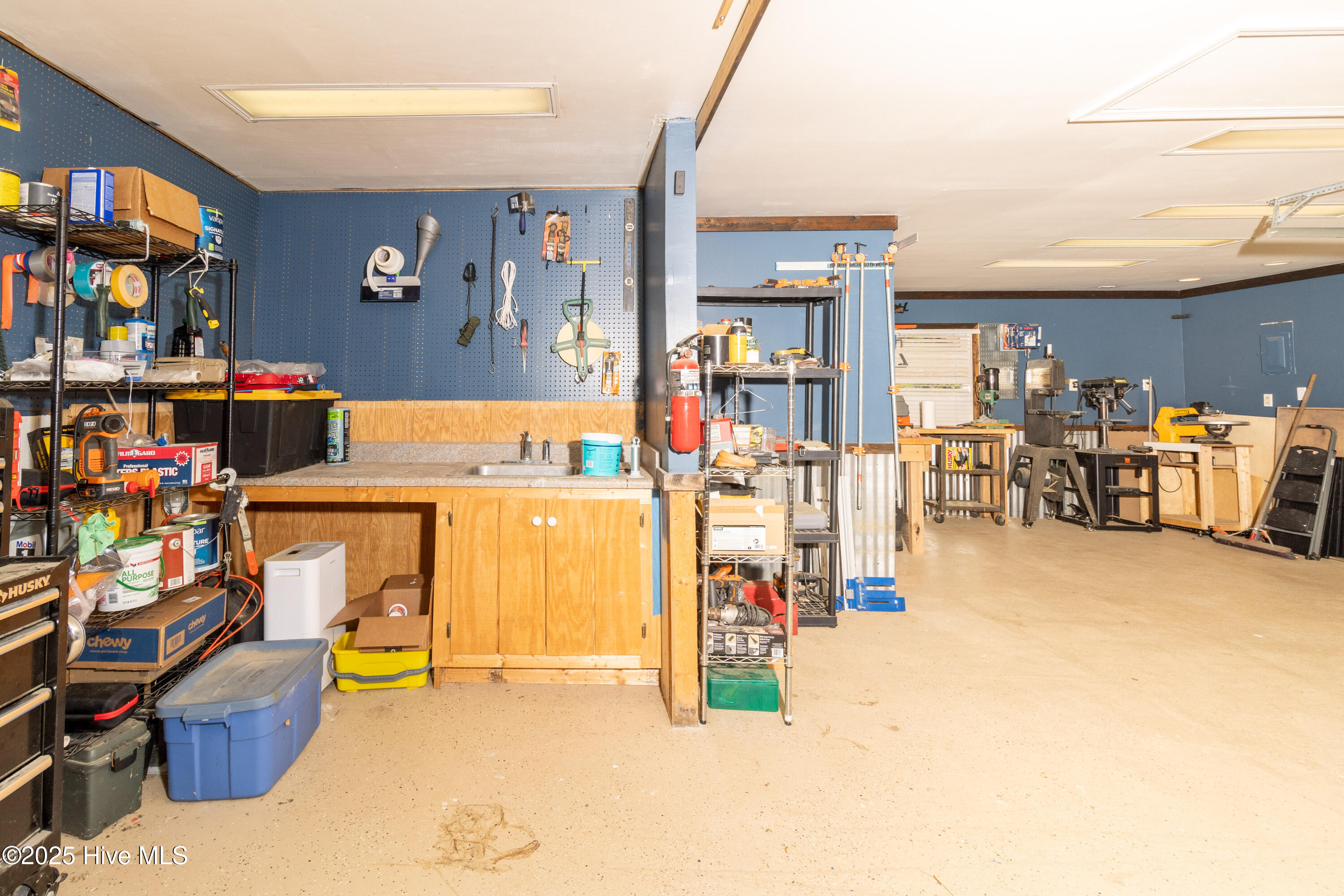 206 Robin Lane Property Photo 46
