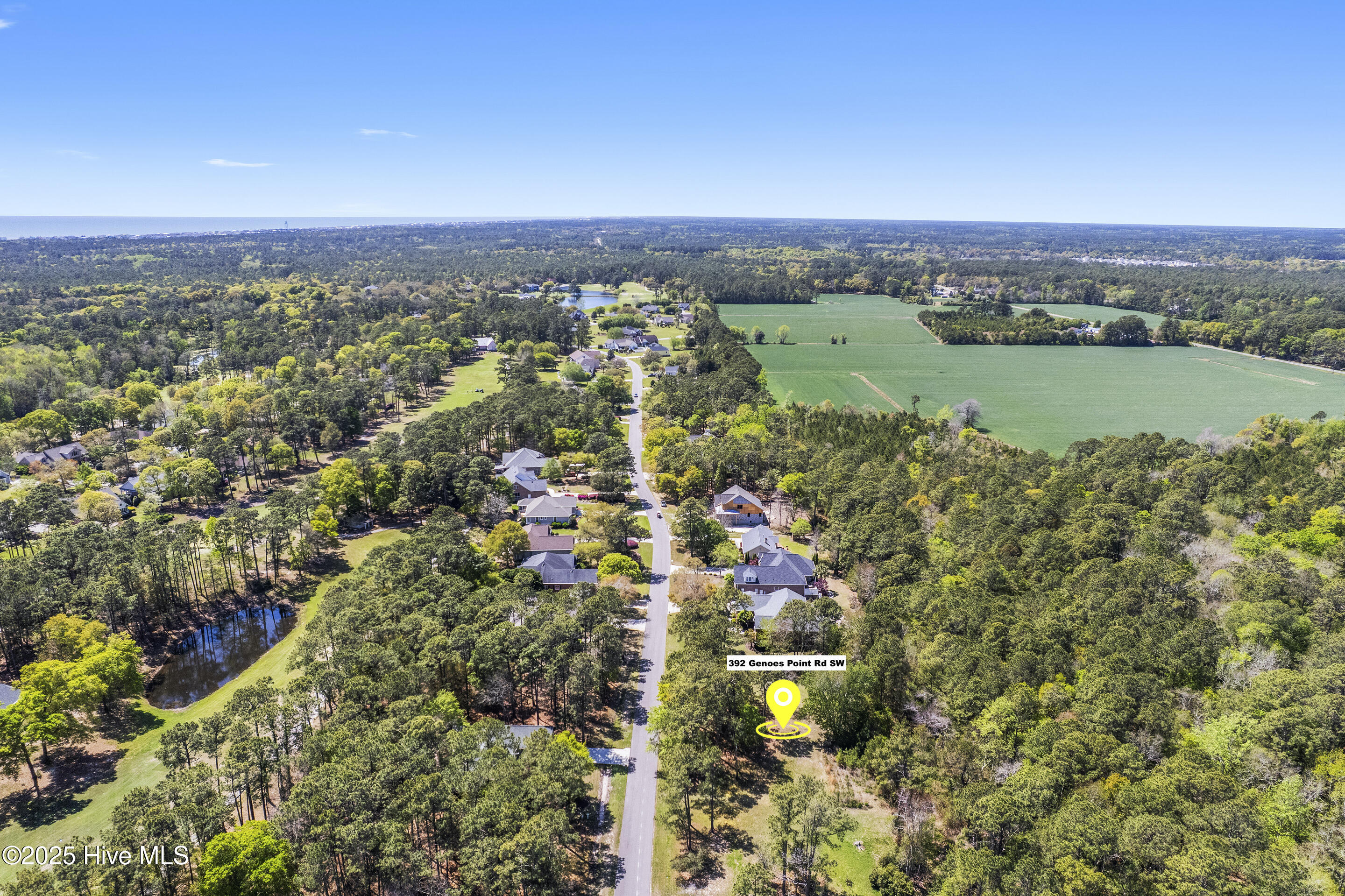 392 Genoes Point Road Property Photo 2