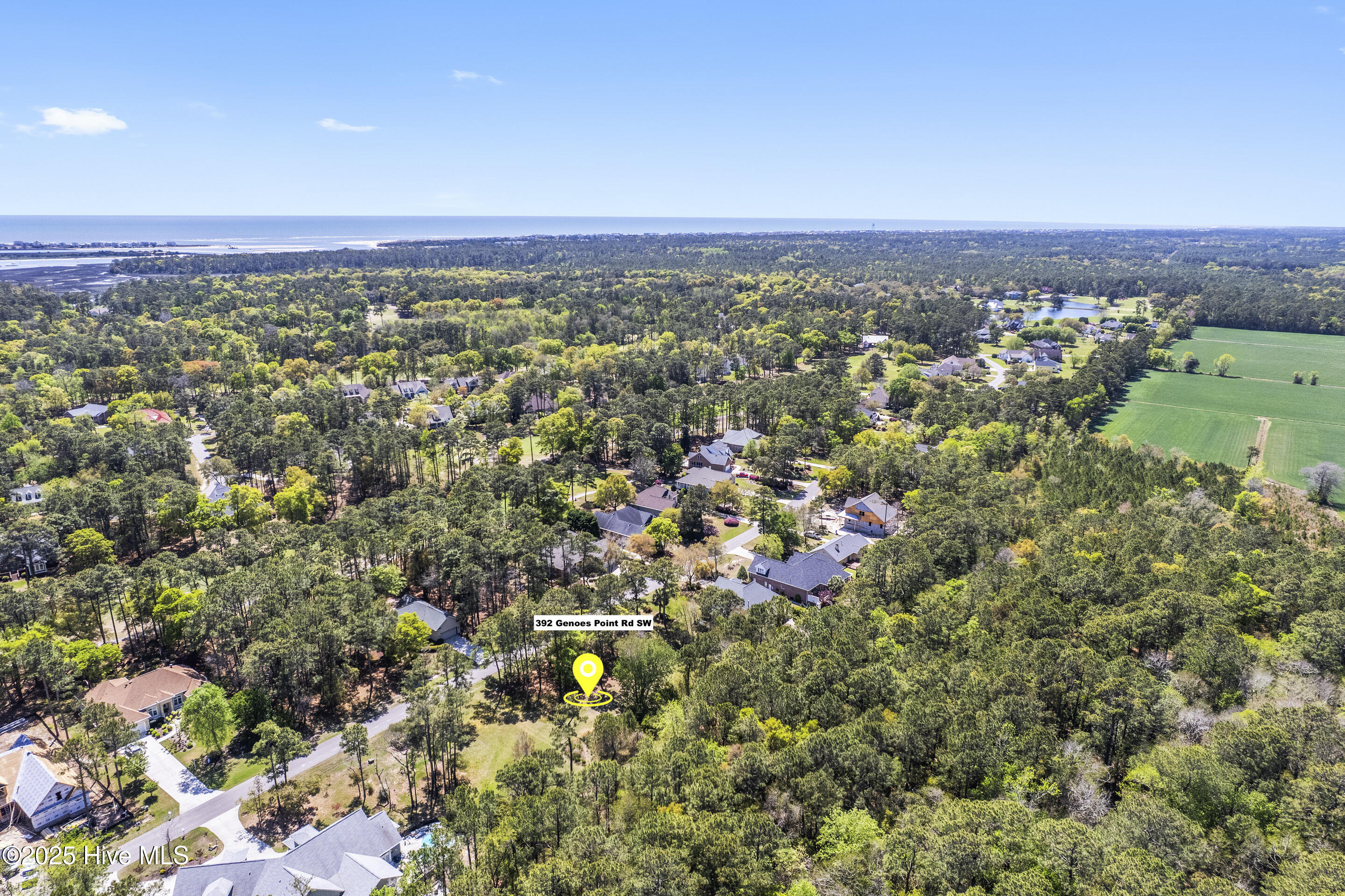 392 Genoes Point Road Property Photo 3