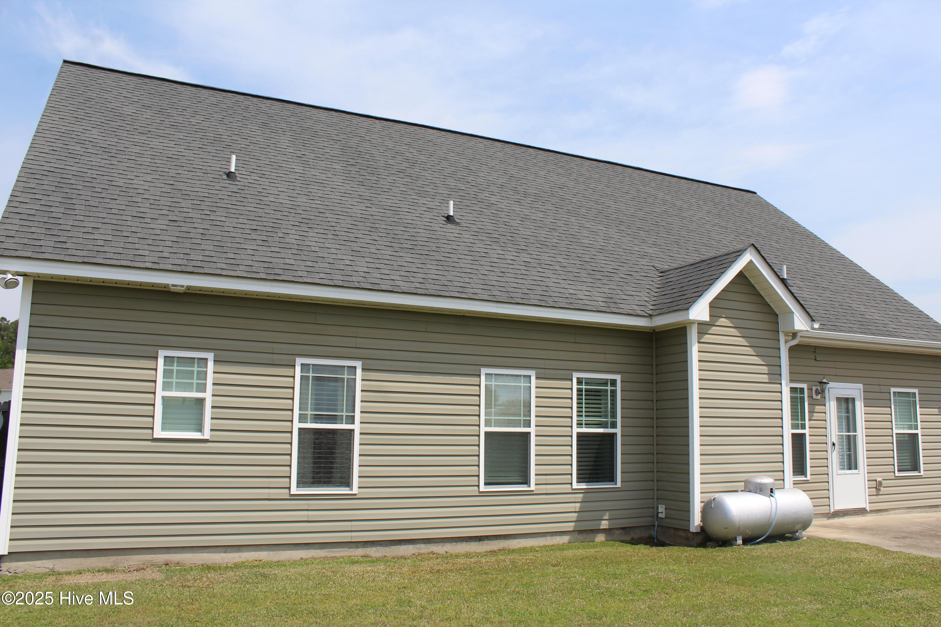 107 Pinyon Lane Property Photo 9