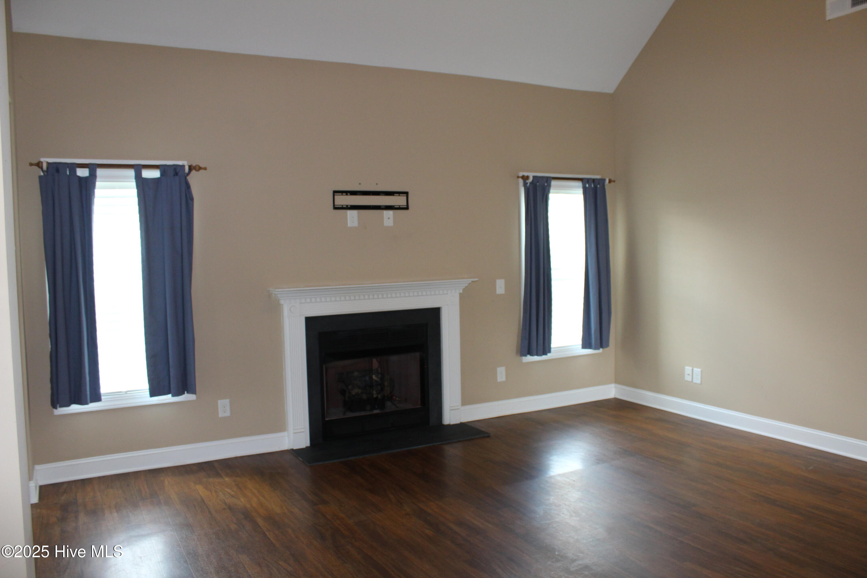 107 Pinyon Lane Property Photo 14