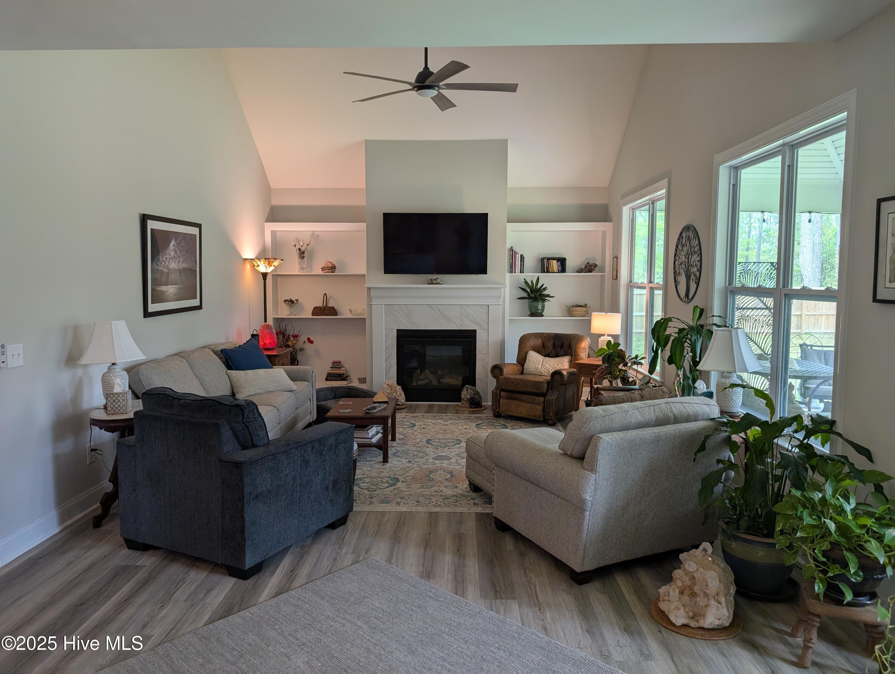 42 N Beatrice Drive Property Photo 10