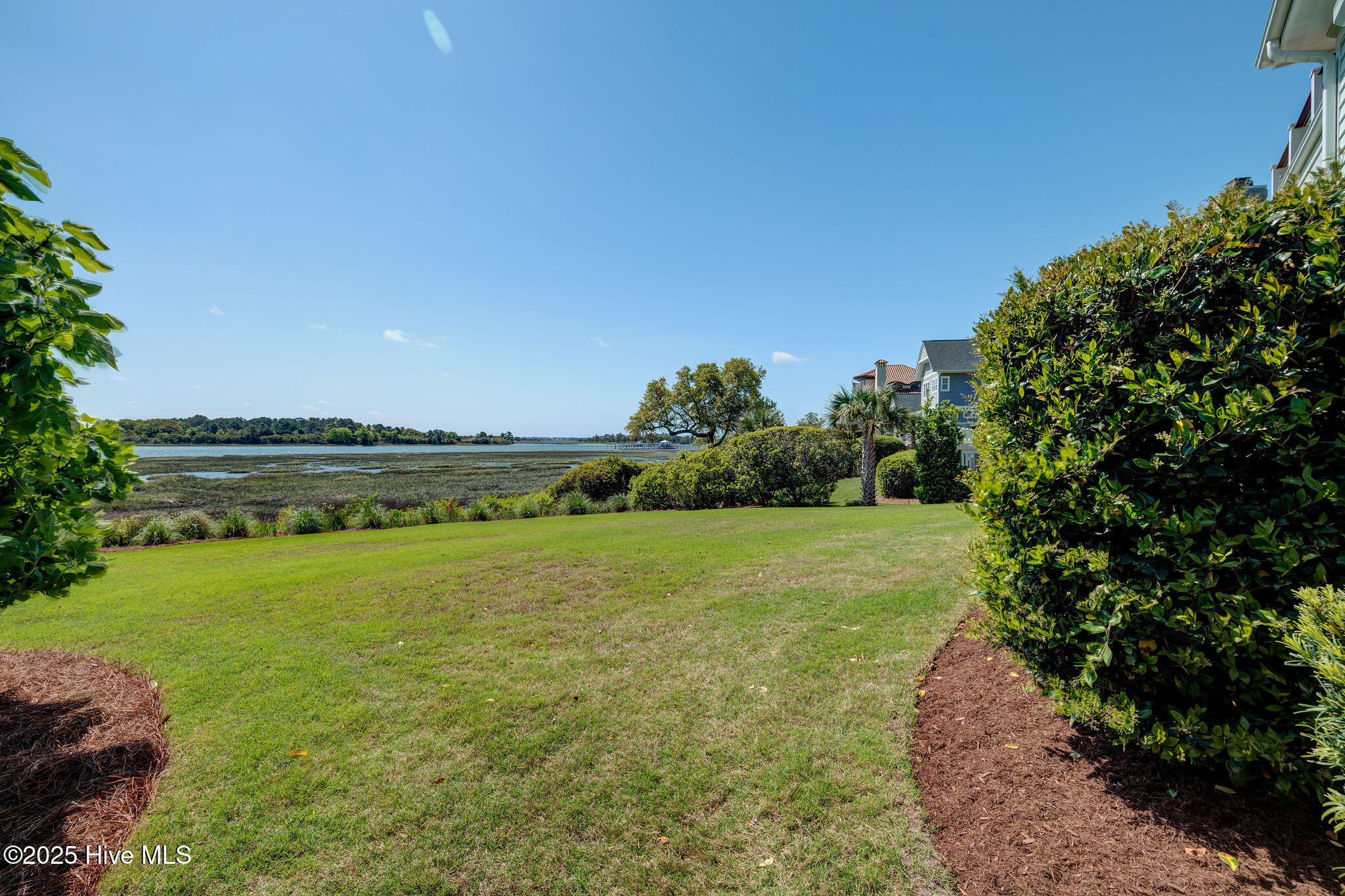 1101 Harborway Place Property Photo 9