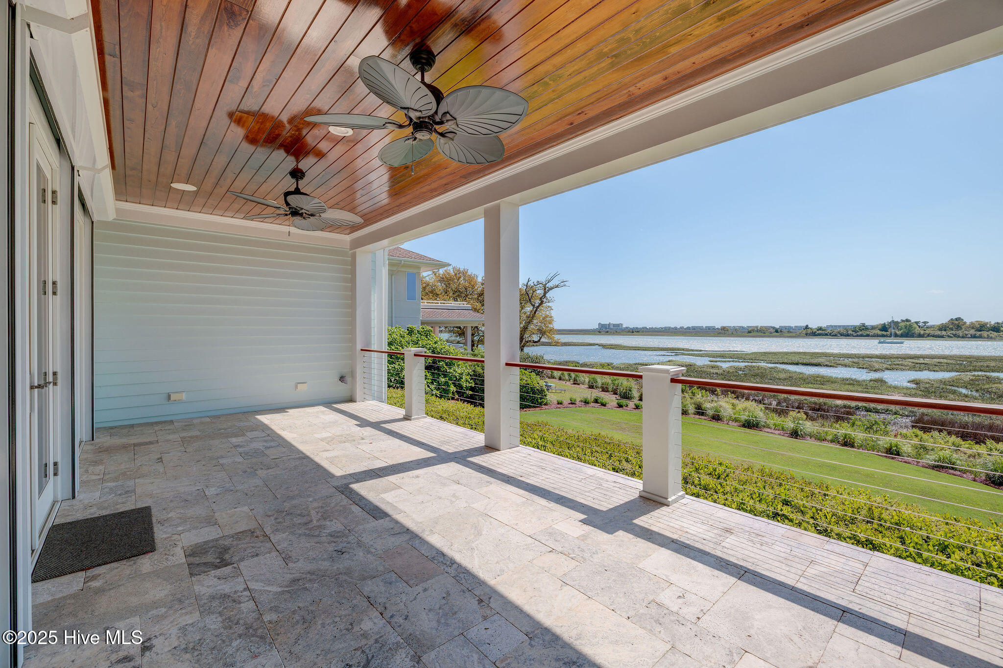1101 Harborway Place Property Photo 14